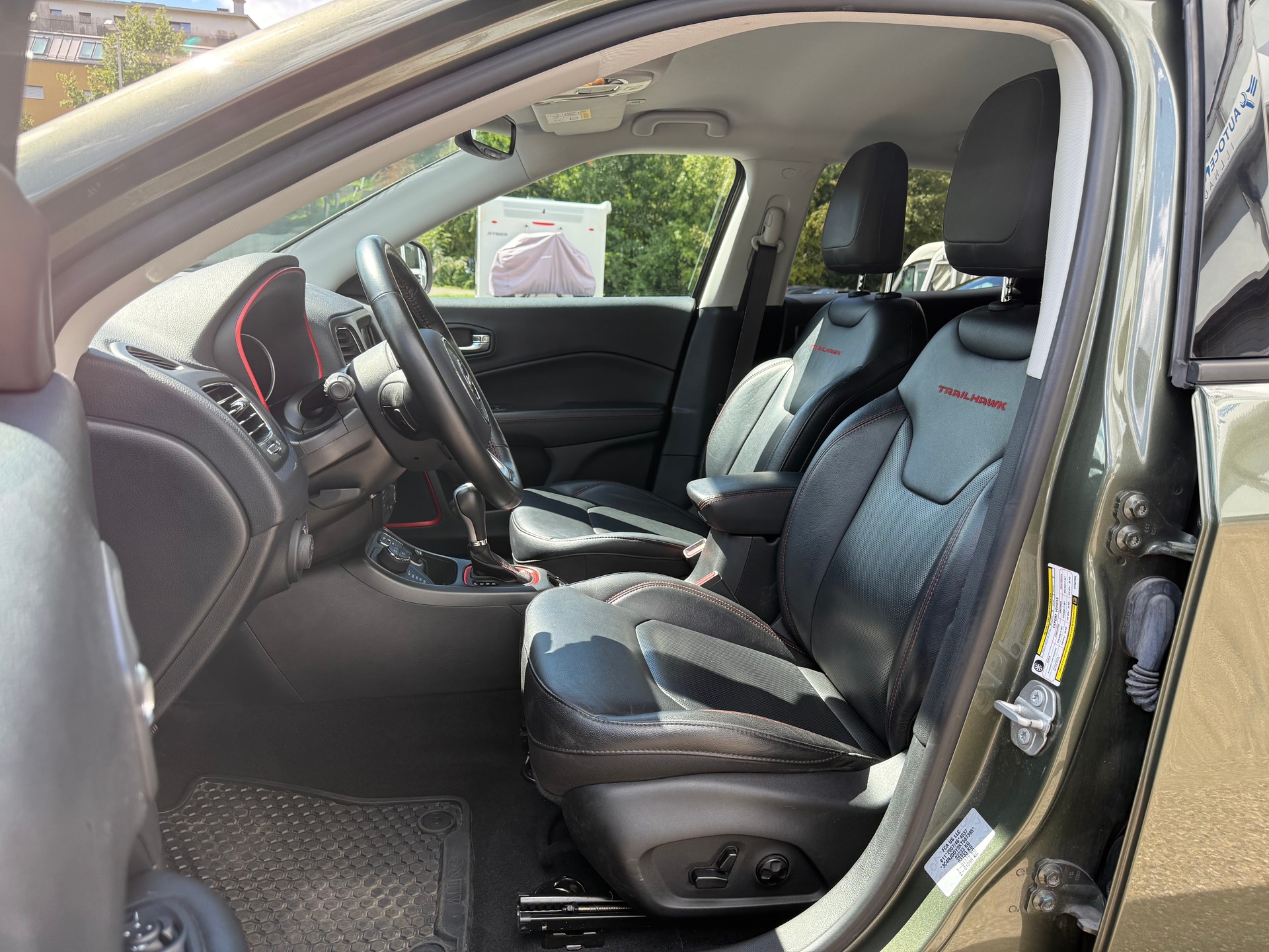 JEEP Compass 2.0CRD Trailhawk AWD 9ATX-image-5