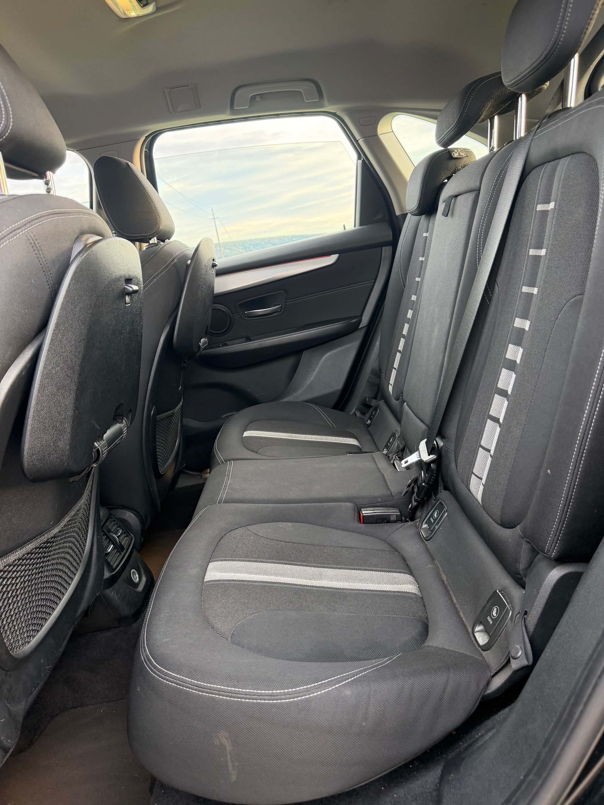BMW 218d Active Tourer Luxury Line Steptronic-image-7