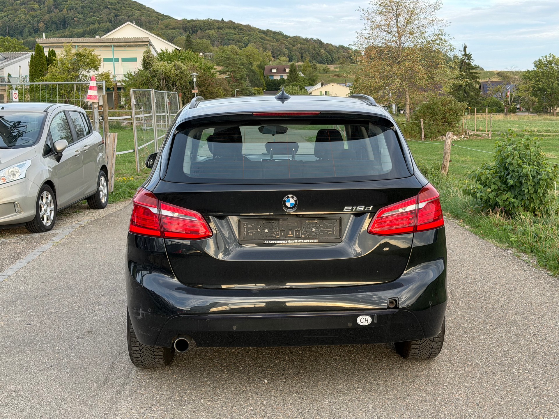 BMW 218d Active Tourer Luxury Line Steptronic-image-5