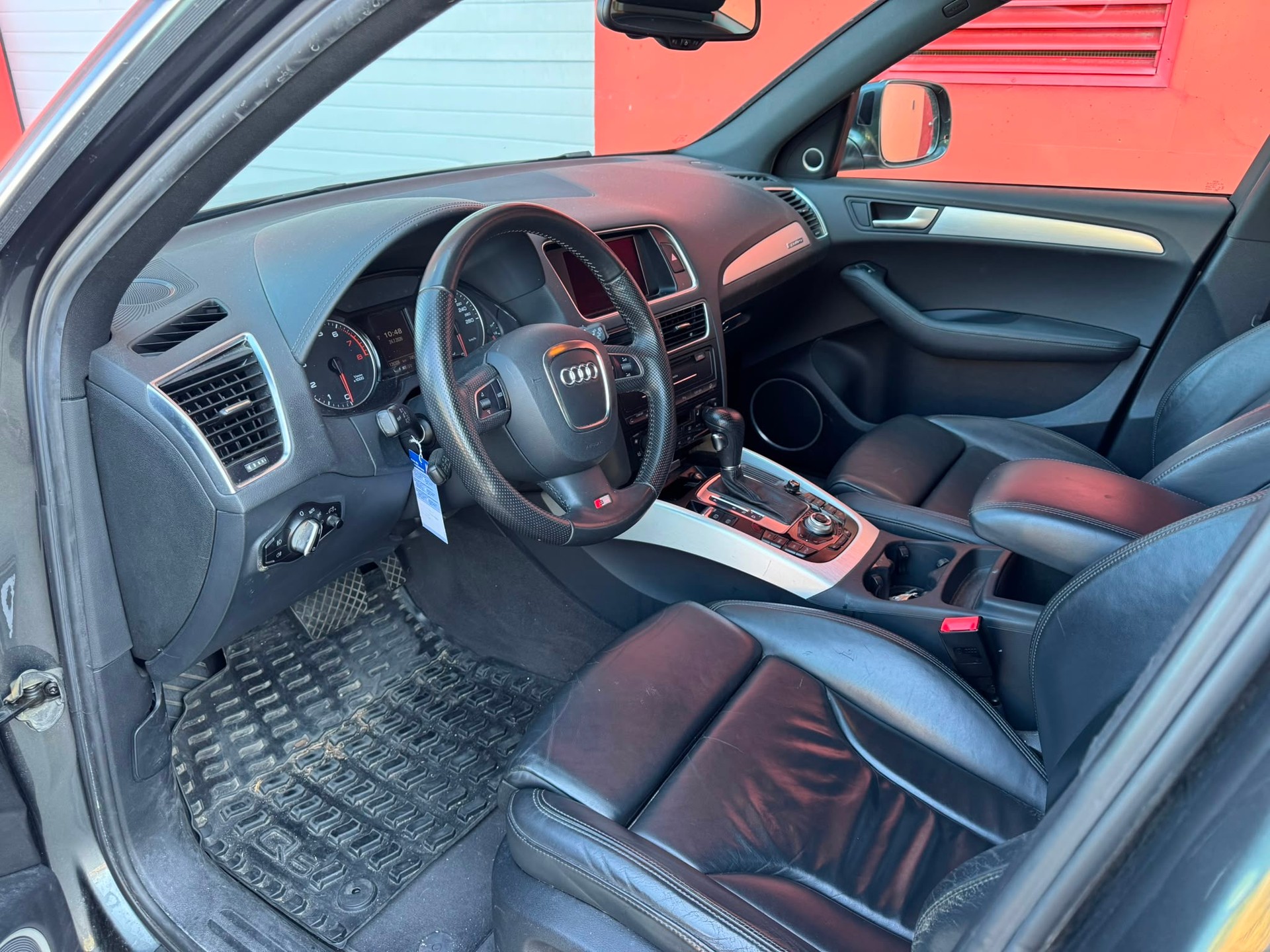 AUDI Q5 2.0 TFSI quattro S-tronic-image-7