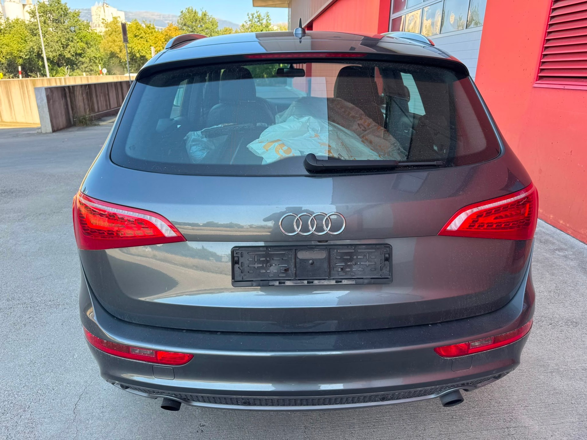 AUDI Q5 2.0 TFSI quattro S-tronic-image-5