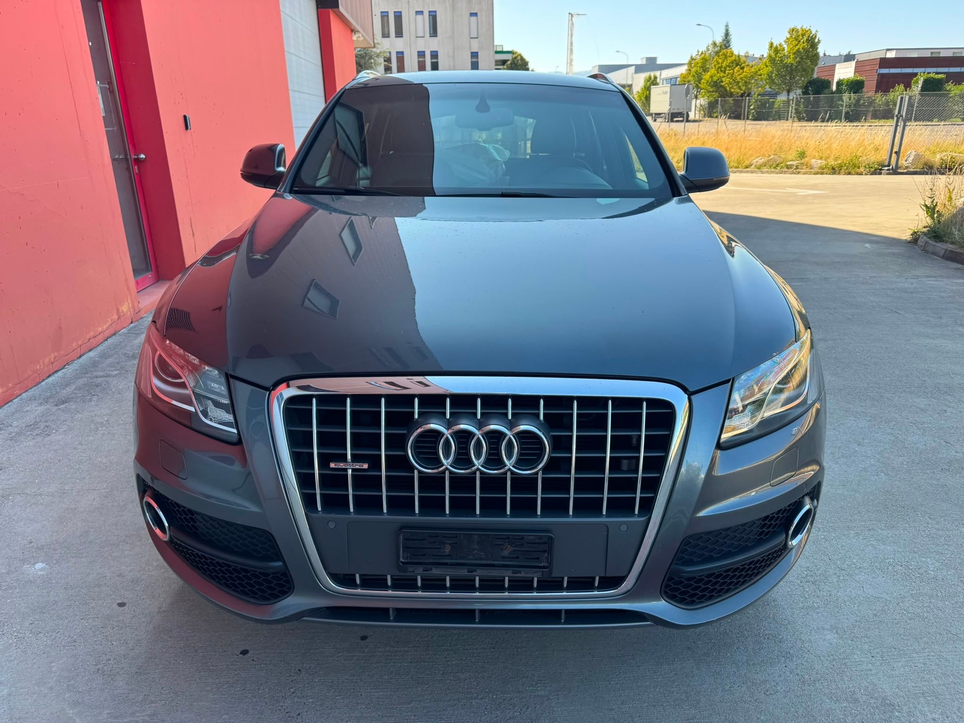 AUDI Q5 2.0 TFSI quattro S-tronic-image-0