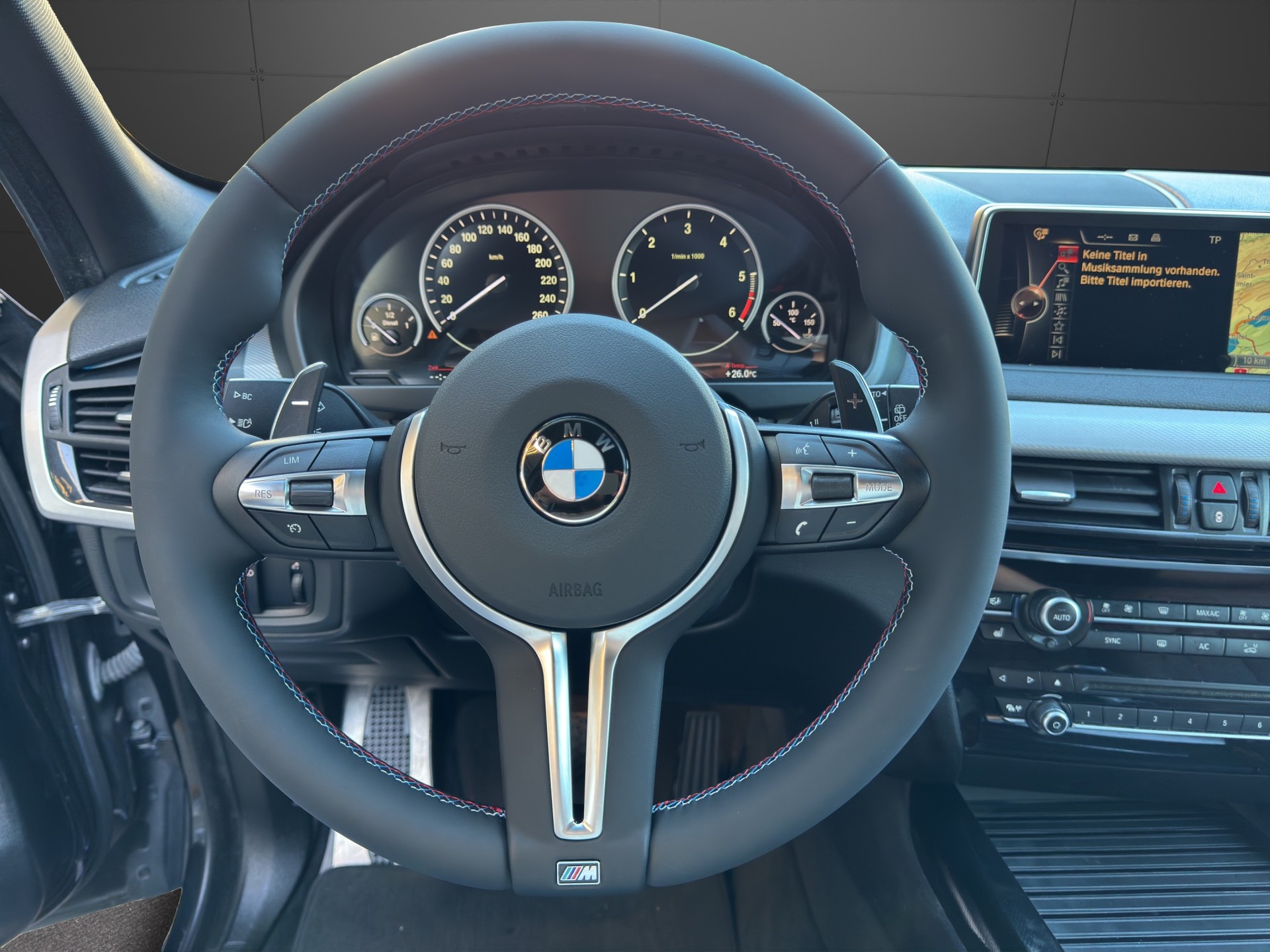 BMW X5 xDrive M50d Steptronic-image-10