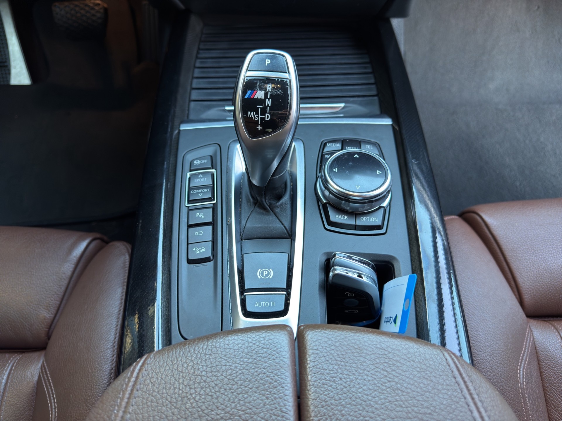 BMW X5 xDrive M50d Steptronic-image-25