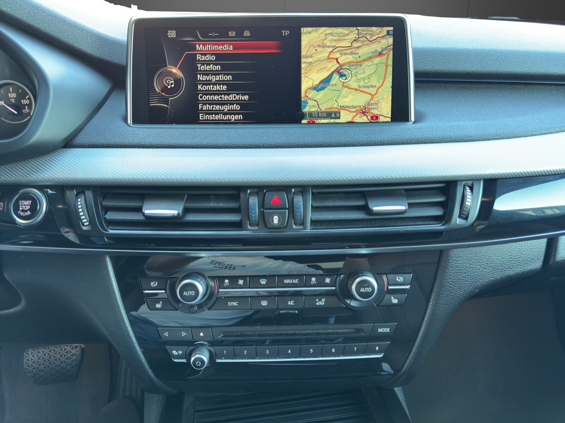 BMW X5 xDrive M50d Steptronic-image-12