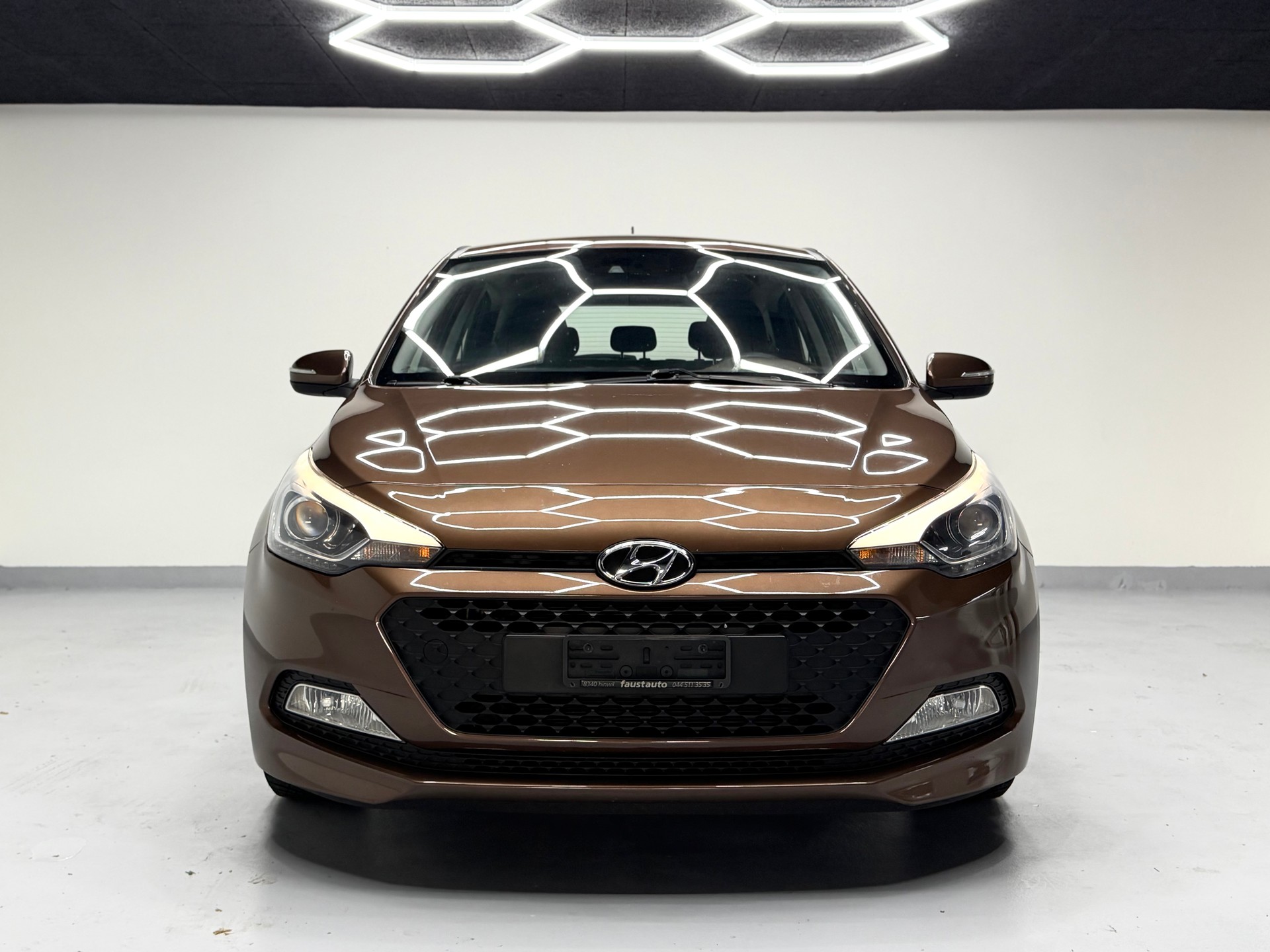 HYUNDAI i20 1.4 Vertex Automatic-image-1