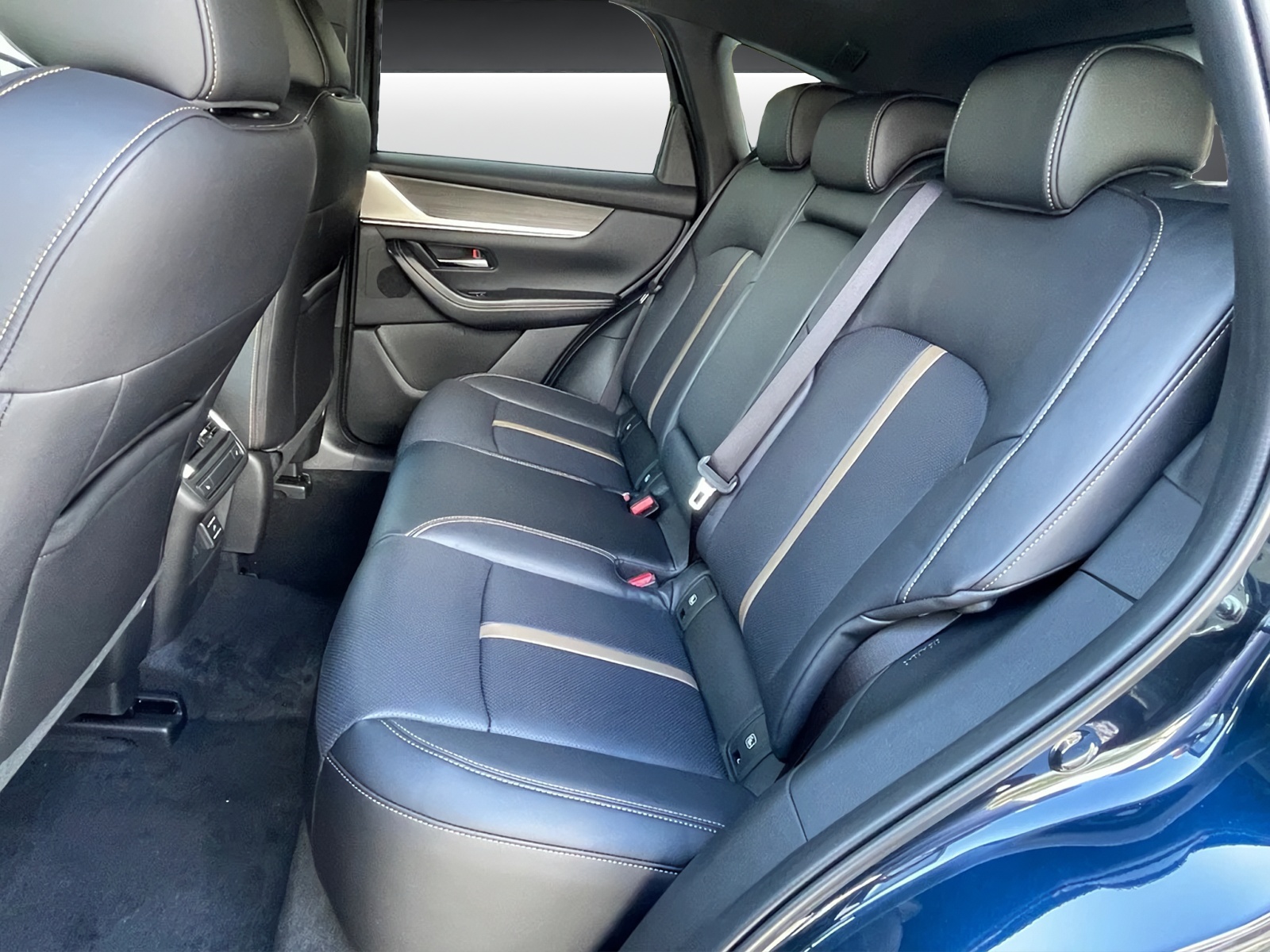 MAZDA CX-60 e-Skyactiv PHEV 327 AWD Homura-image-10