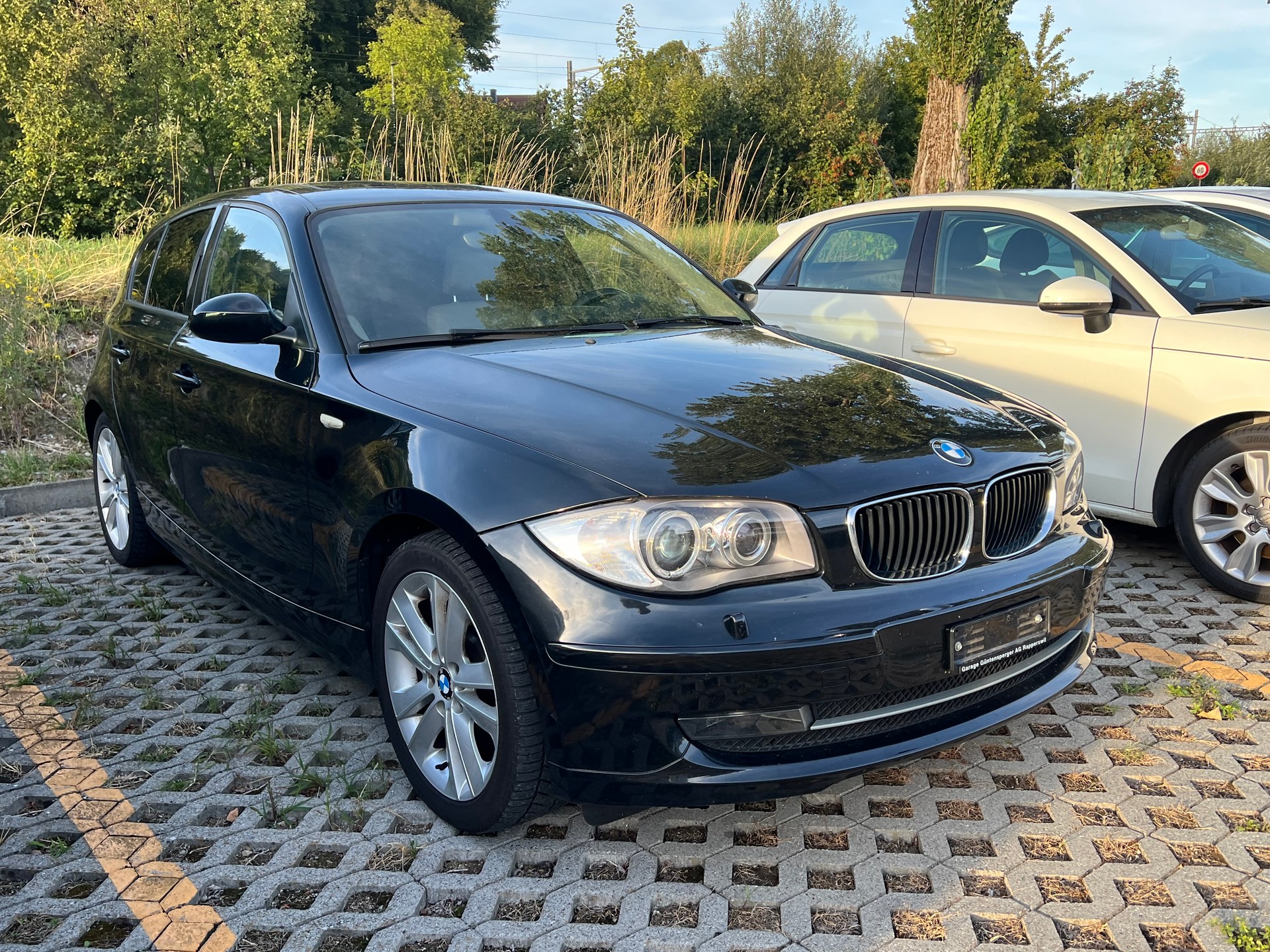 BMW 123d-image-0