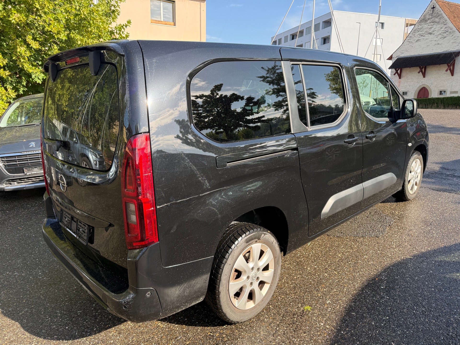 OPEL Combo Life XL 1.2 7 Plätze Elegance-image-3