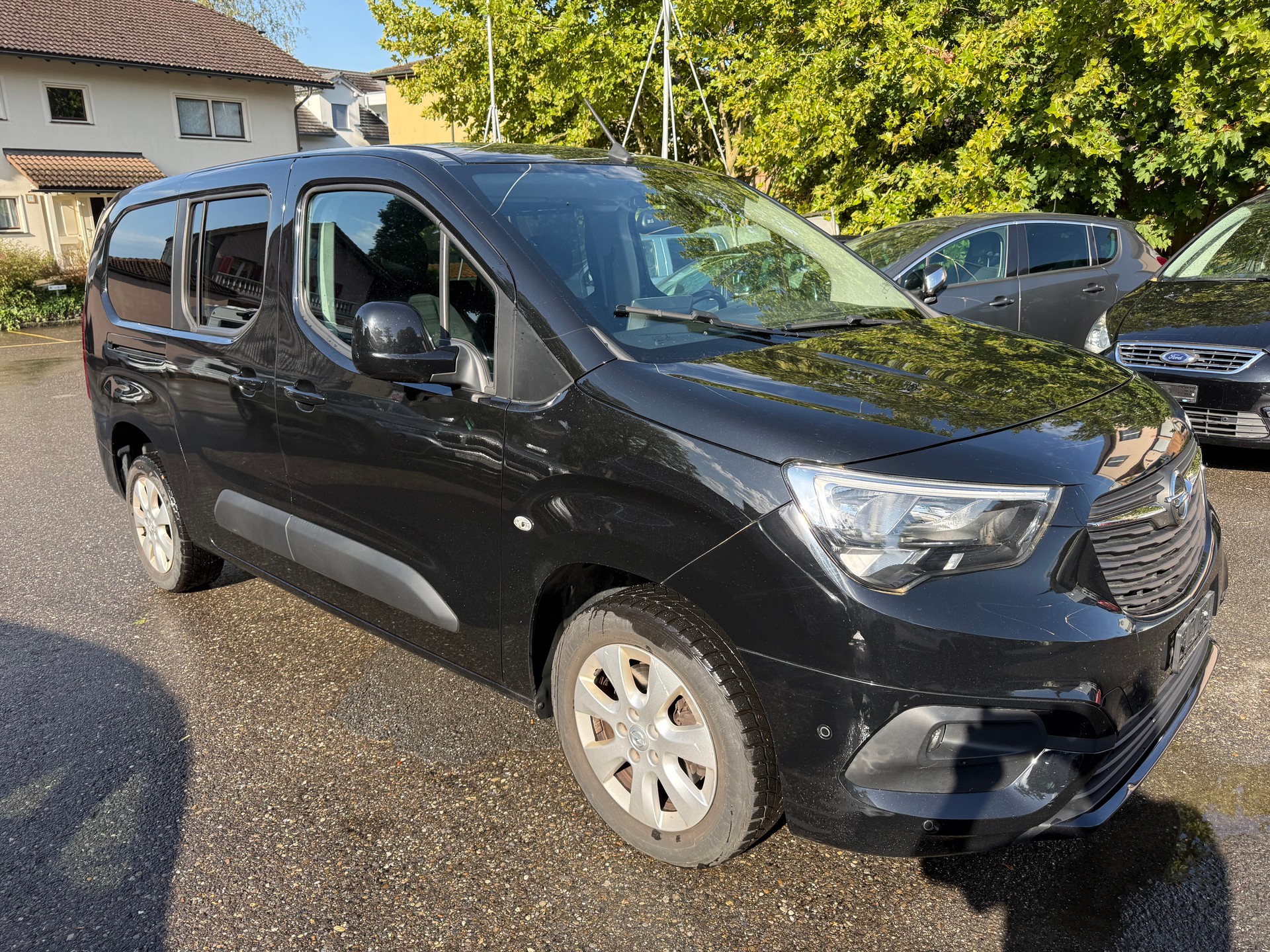 OPEL Combo Life XL 1.2 7 Plätze Elegance-image-2