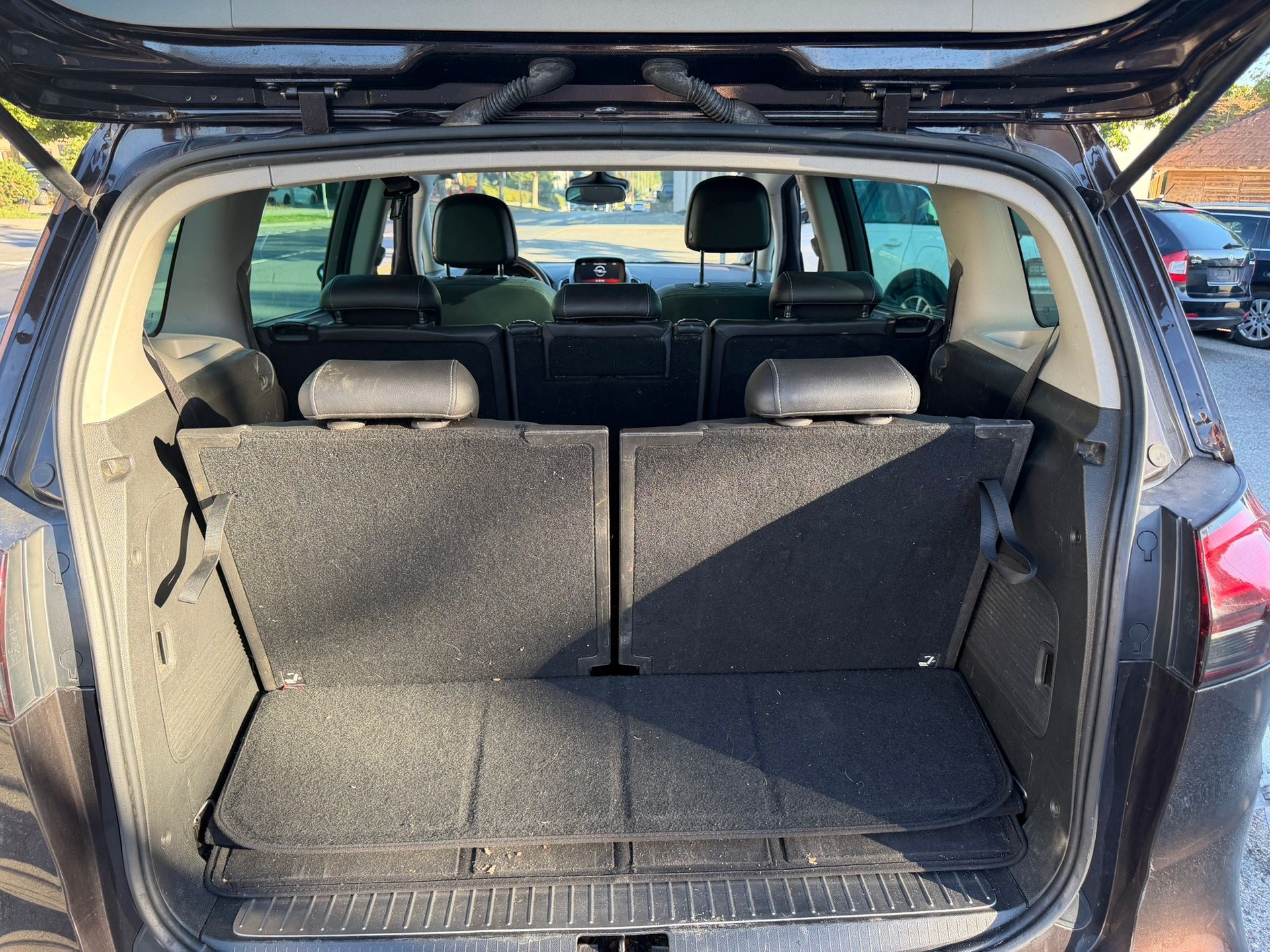 OPEL Zafira Tourer 2.0 CDTi Cosmo-image-6