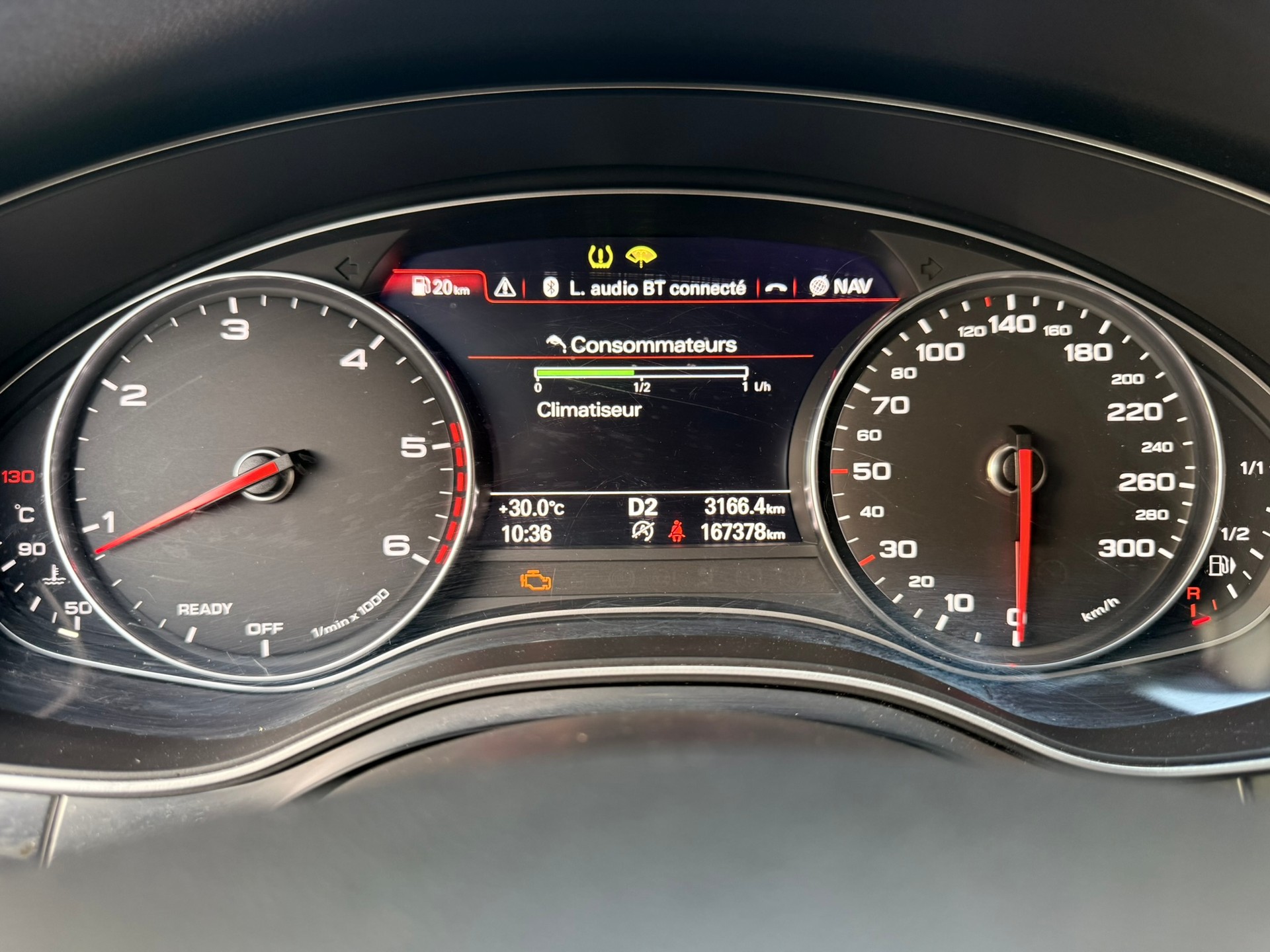 AUDI A6 Avant 2.0 TDI Attraction S-tronic-image-11