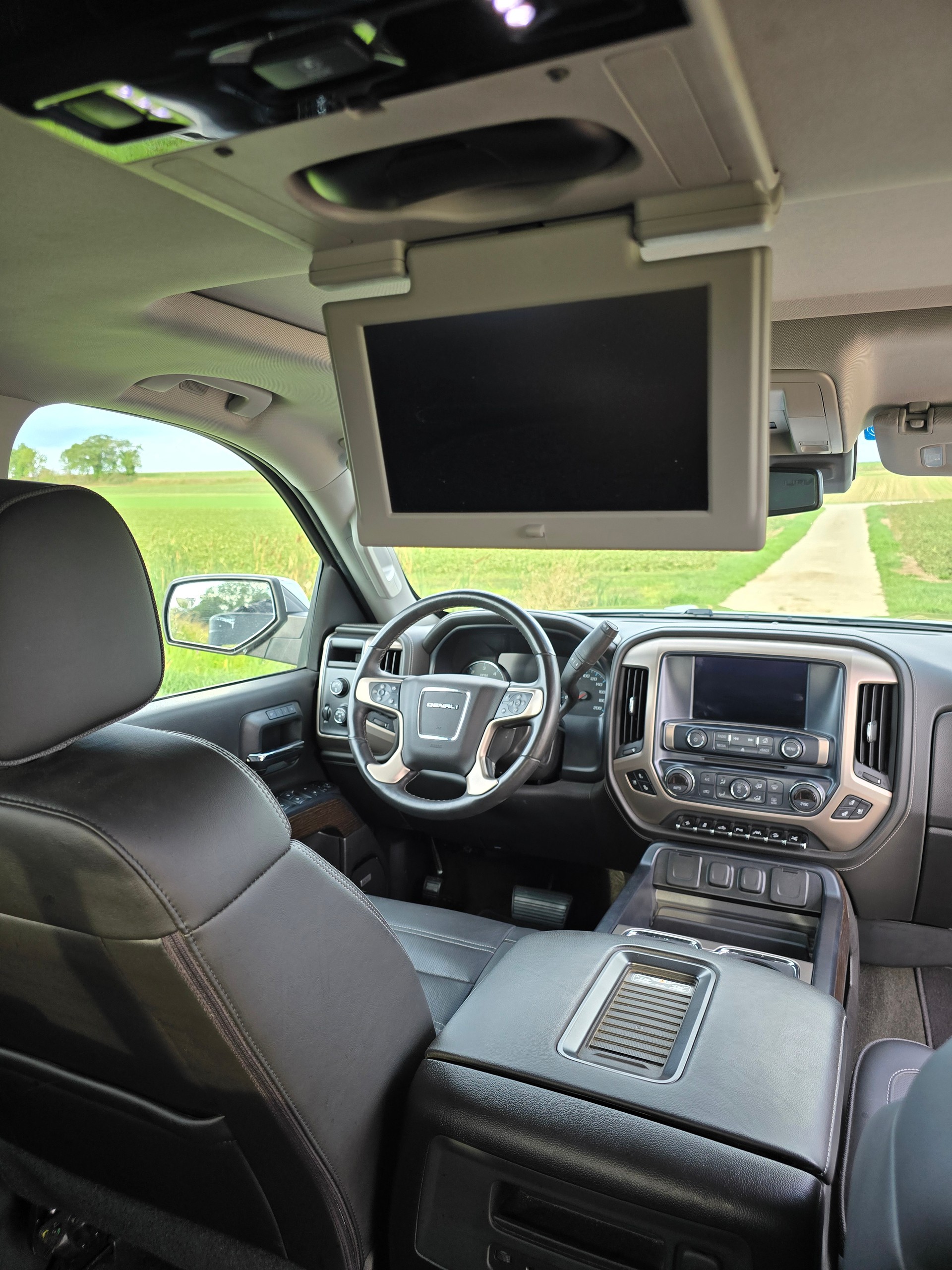 GMC Sierra denali-image-11