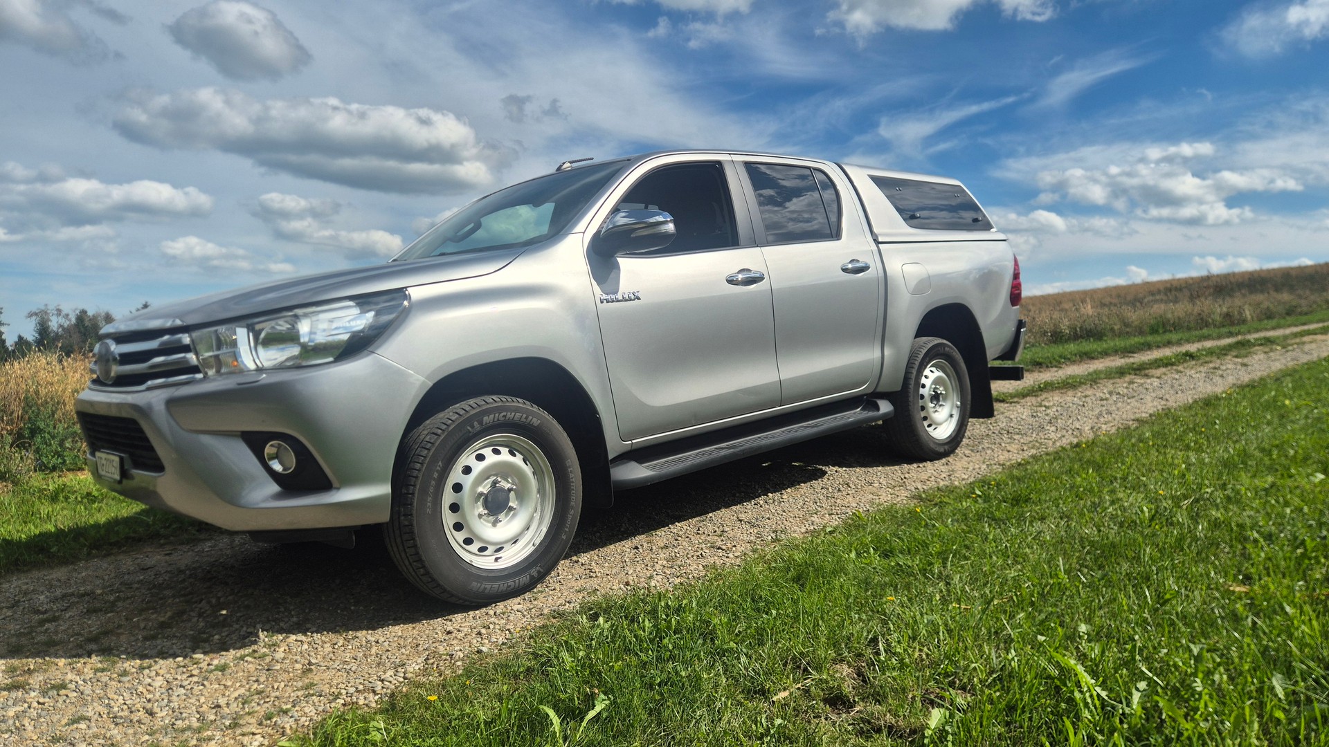 TOYOTA Hilux 2.4D-4D Sol Premium Double Cab 4x4-image-0