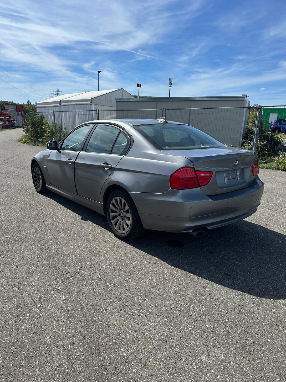 BMW 320d xDrive Steptronic-image-7