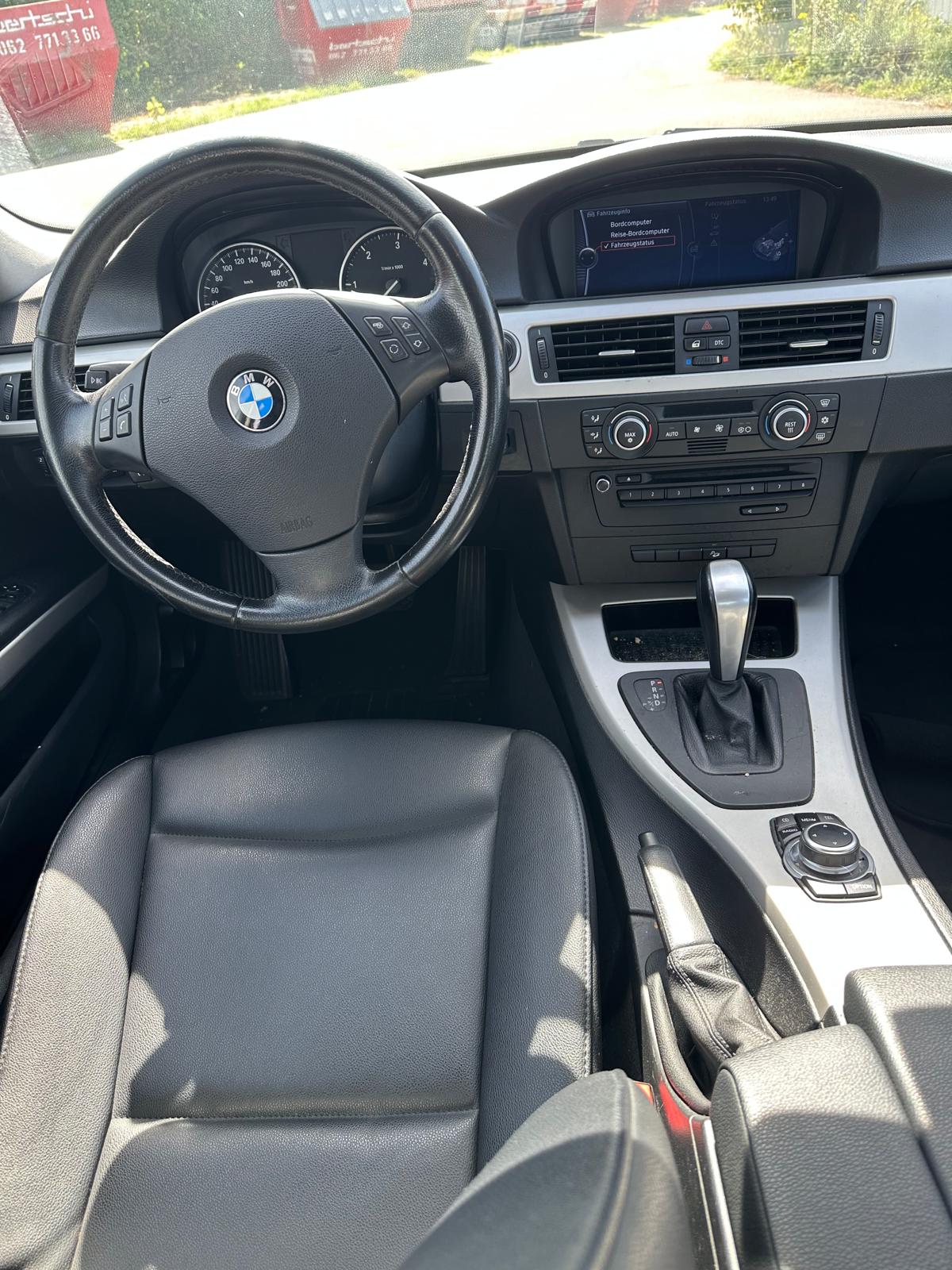 BMW 320d xDrive Steptronic-image-8