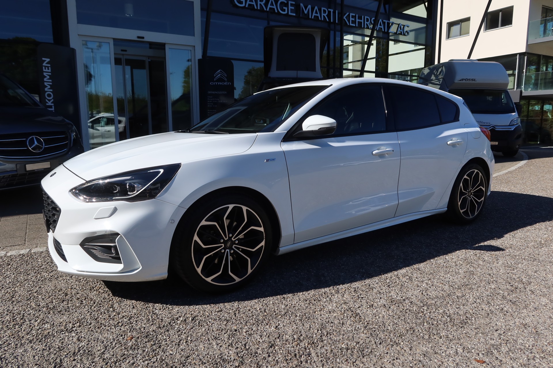 FORD Focus 1.0 SCTi ST Line-image-2