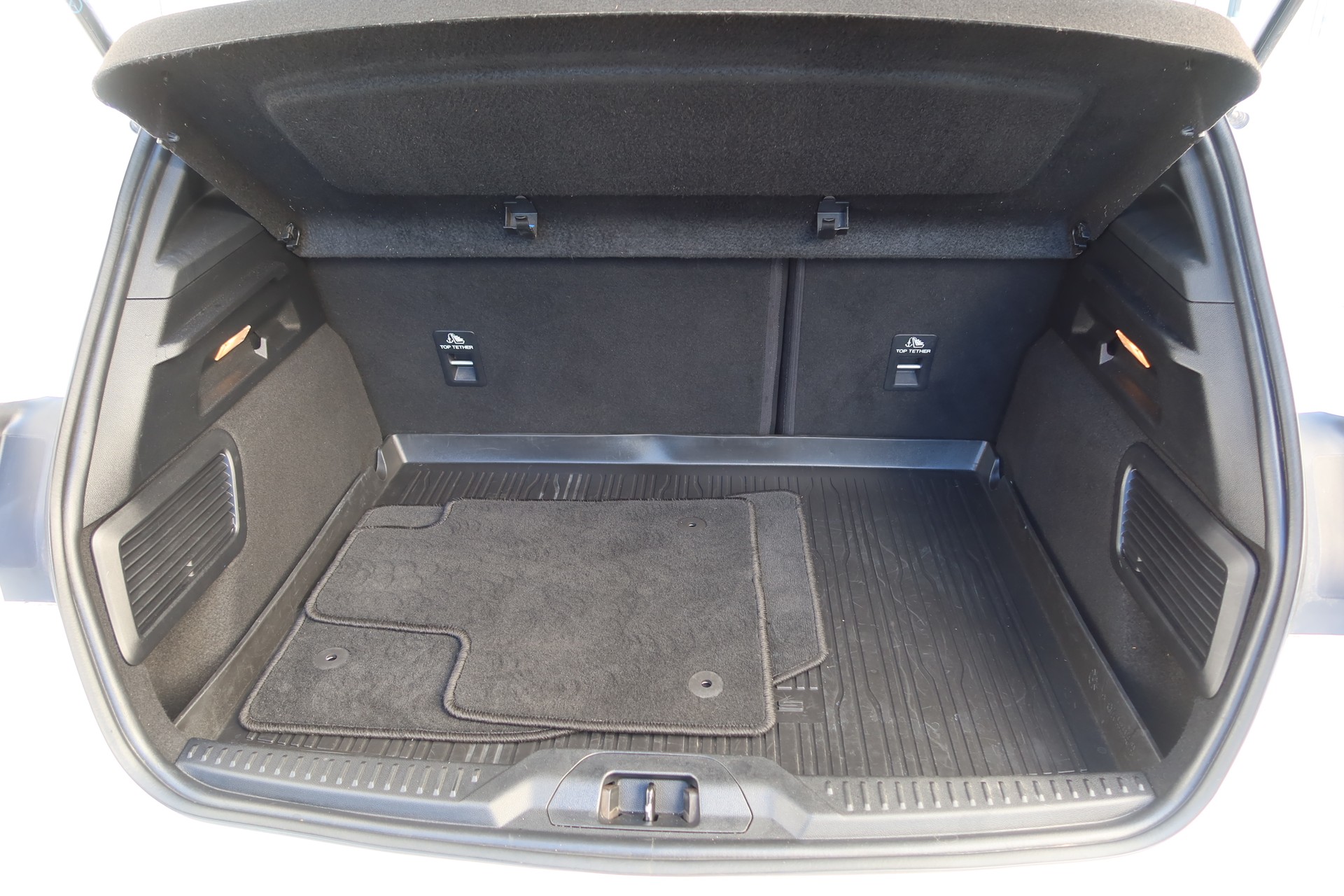 FORD Focus 1.0 SCTi ST Line-image-7