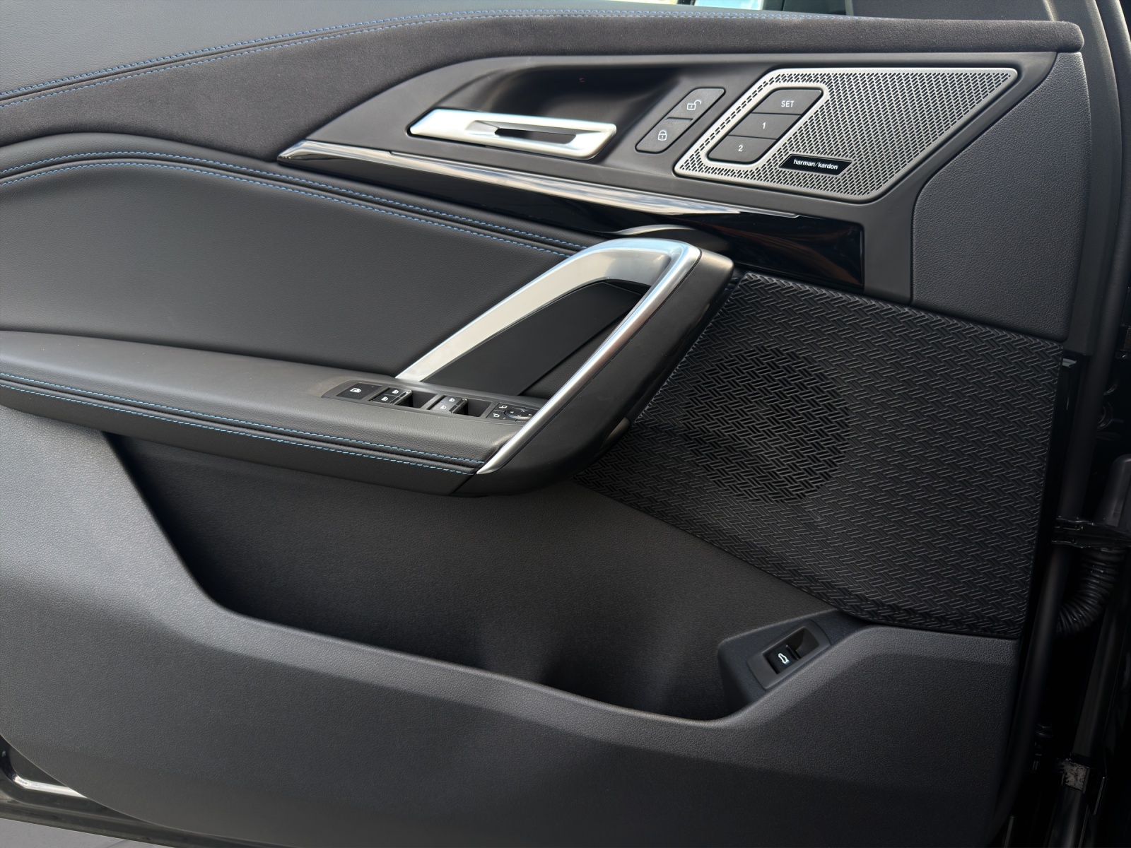 BMW X1 20d xDrive-image-19