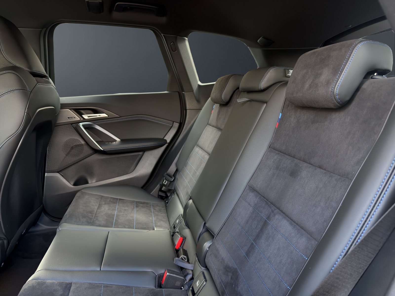 BMW X1 20d xDrive-image-11