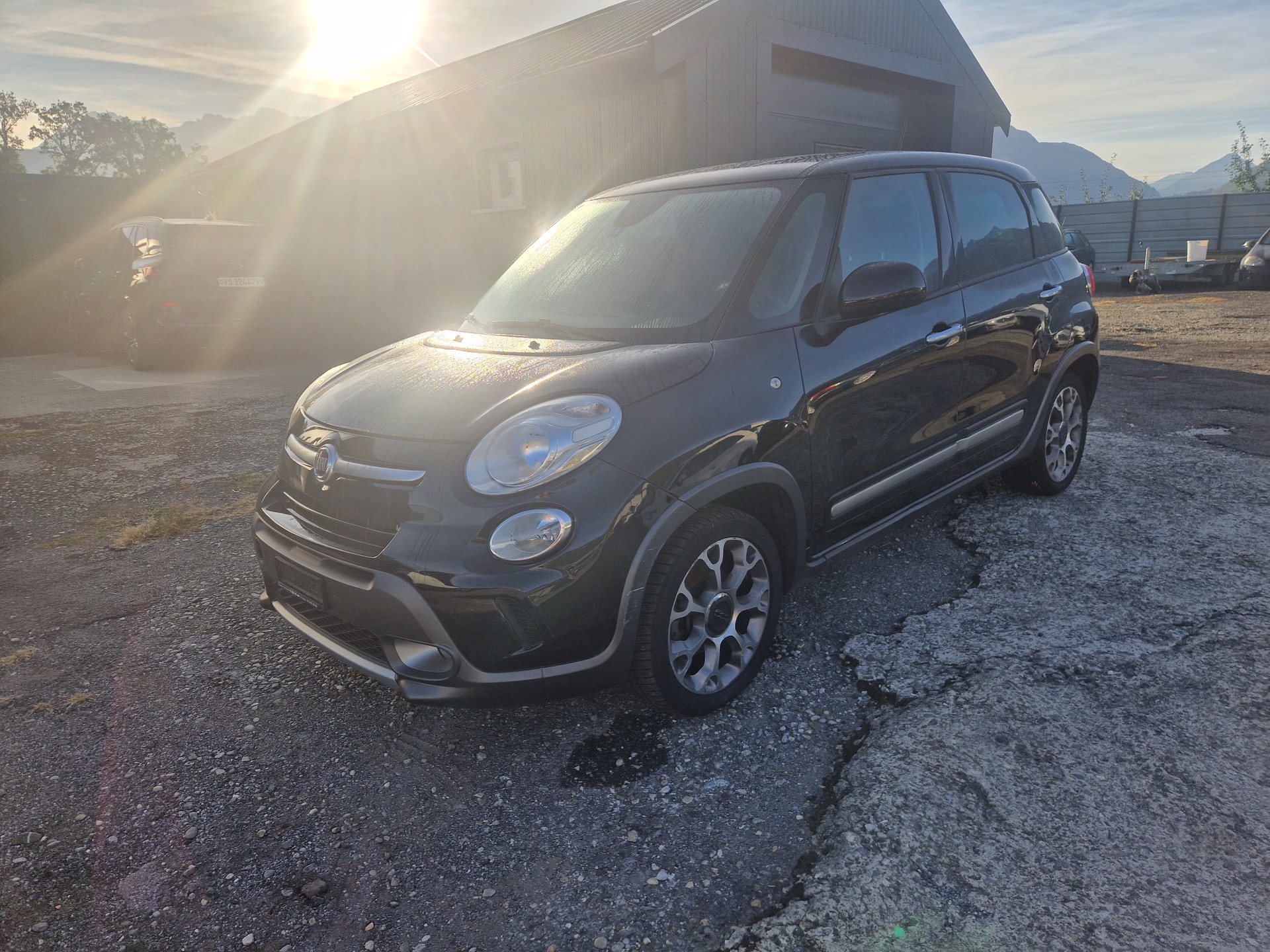 FIAT 500L 1.3 JTD Trekking Dualogic-image-1
