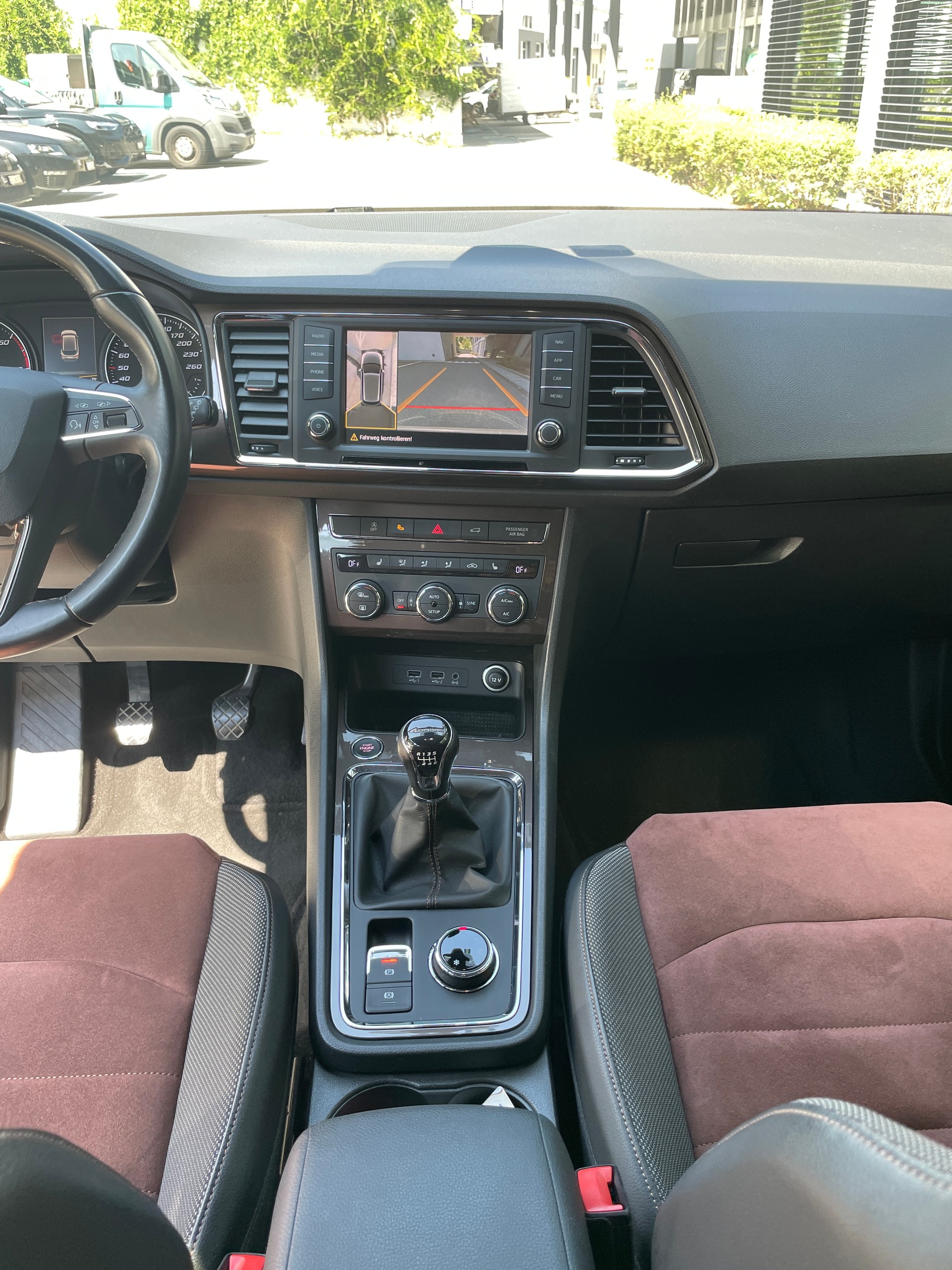SEAT Ateca 2.0 TDI CR Xcellence-image-16