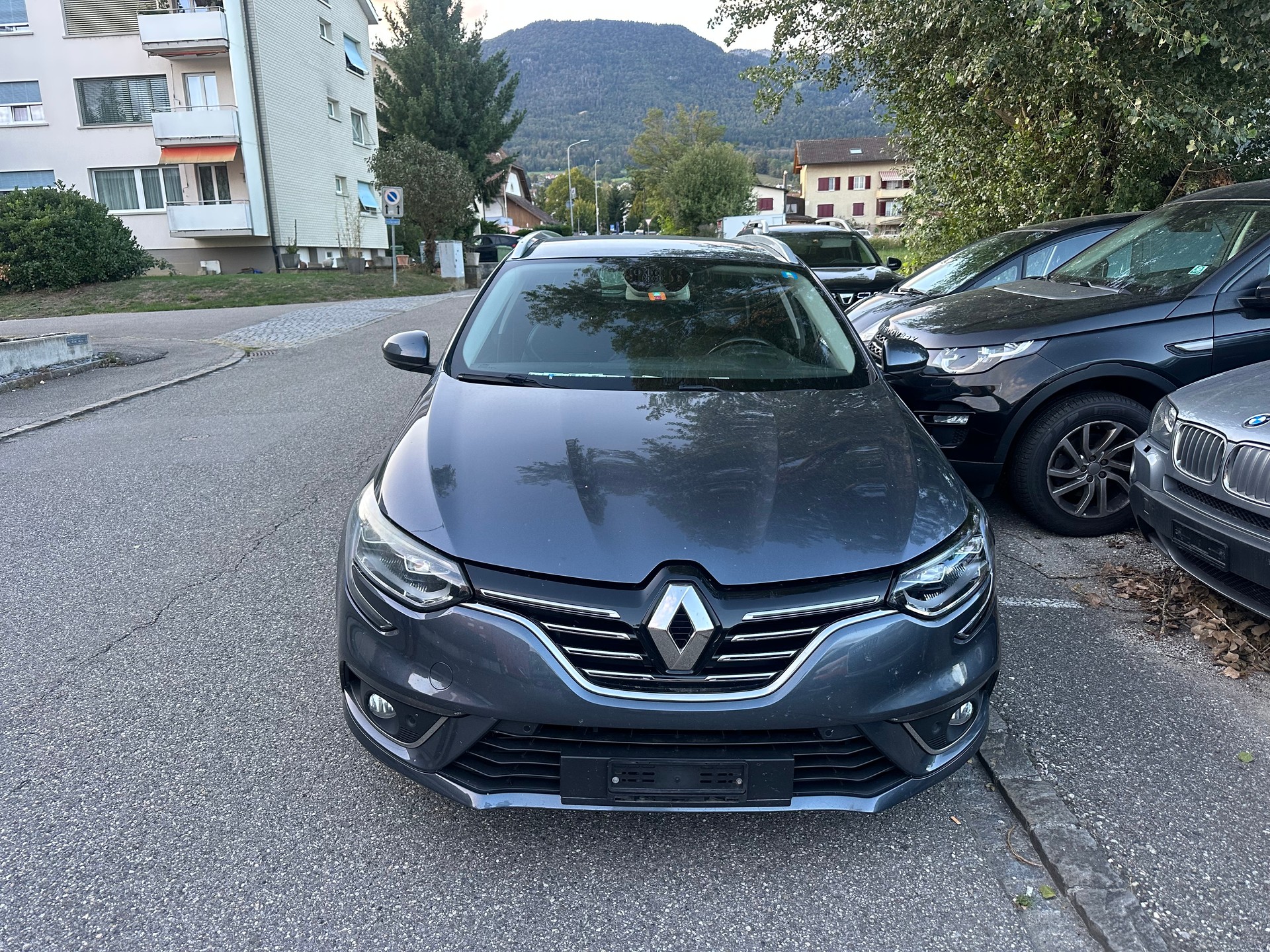 RENAULT Mégane Grandtour 1.2 16V Turbo Zen-image-0