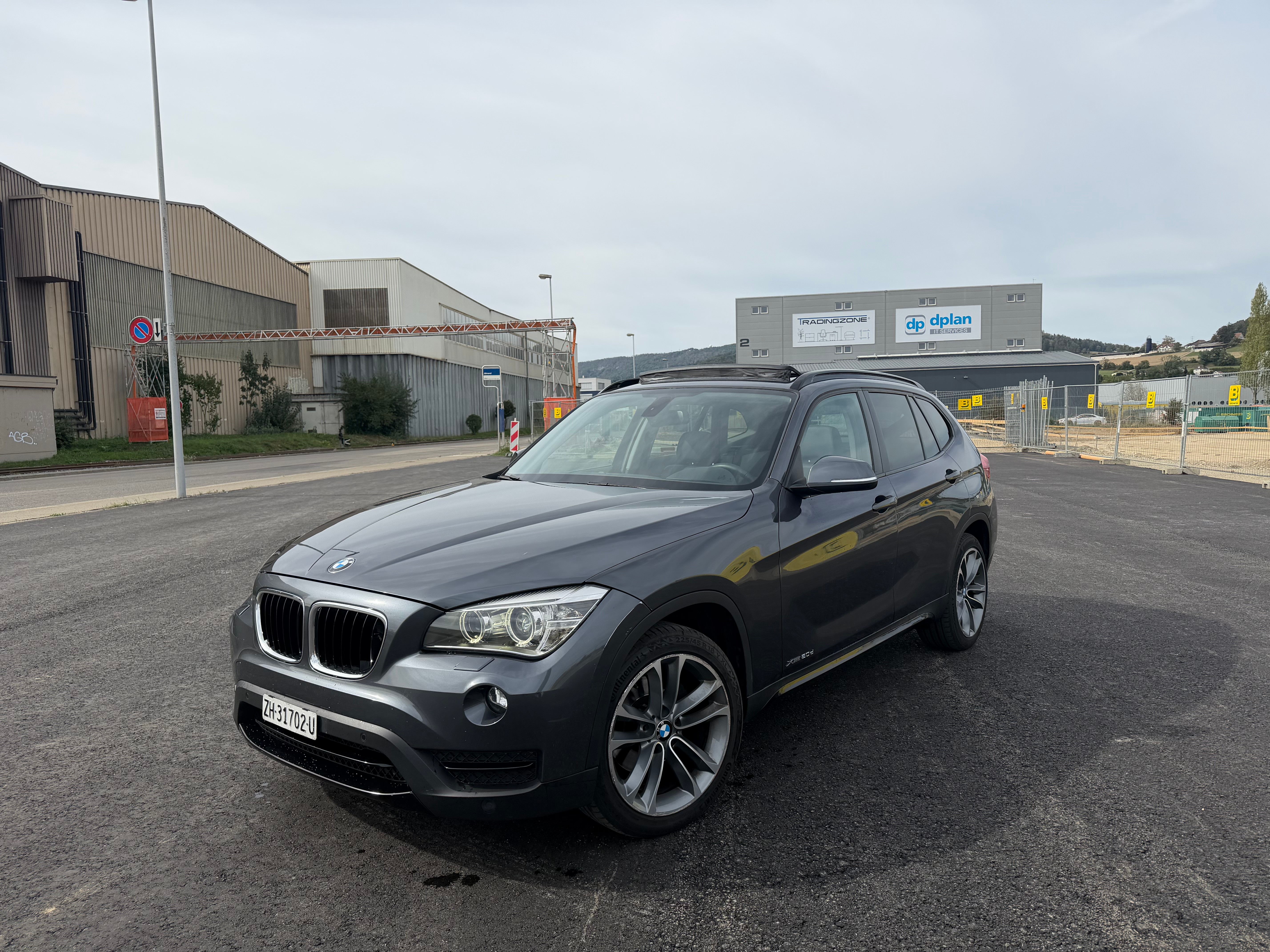 Car photo