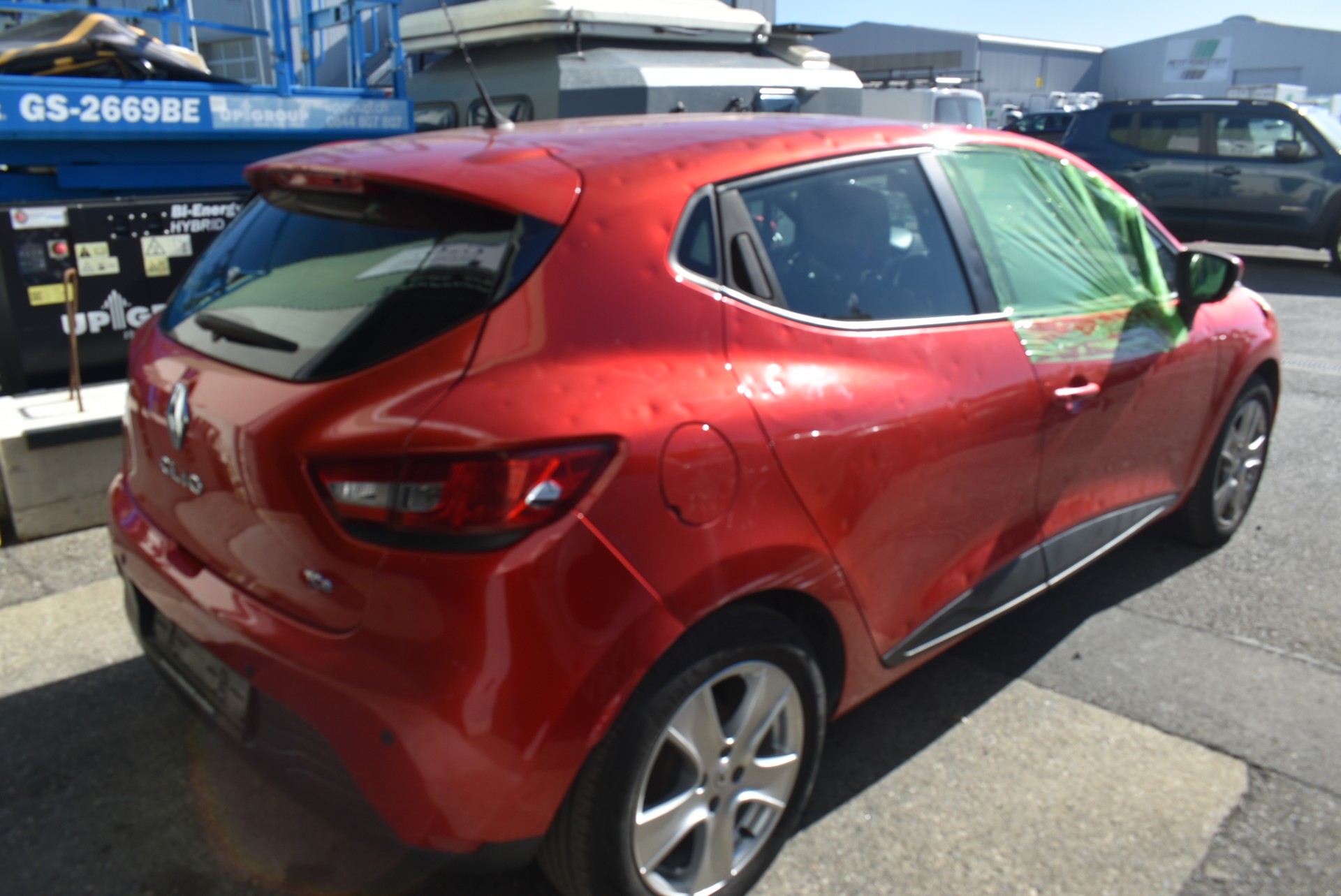 RENAULT Clio 0.9 12V Expression-image-4