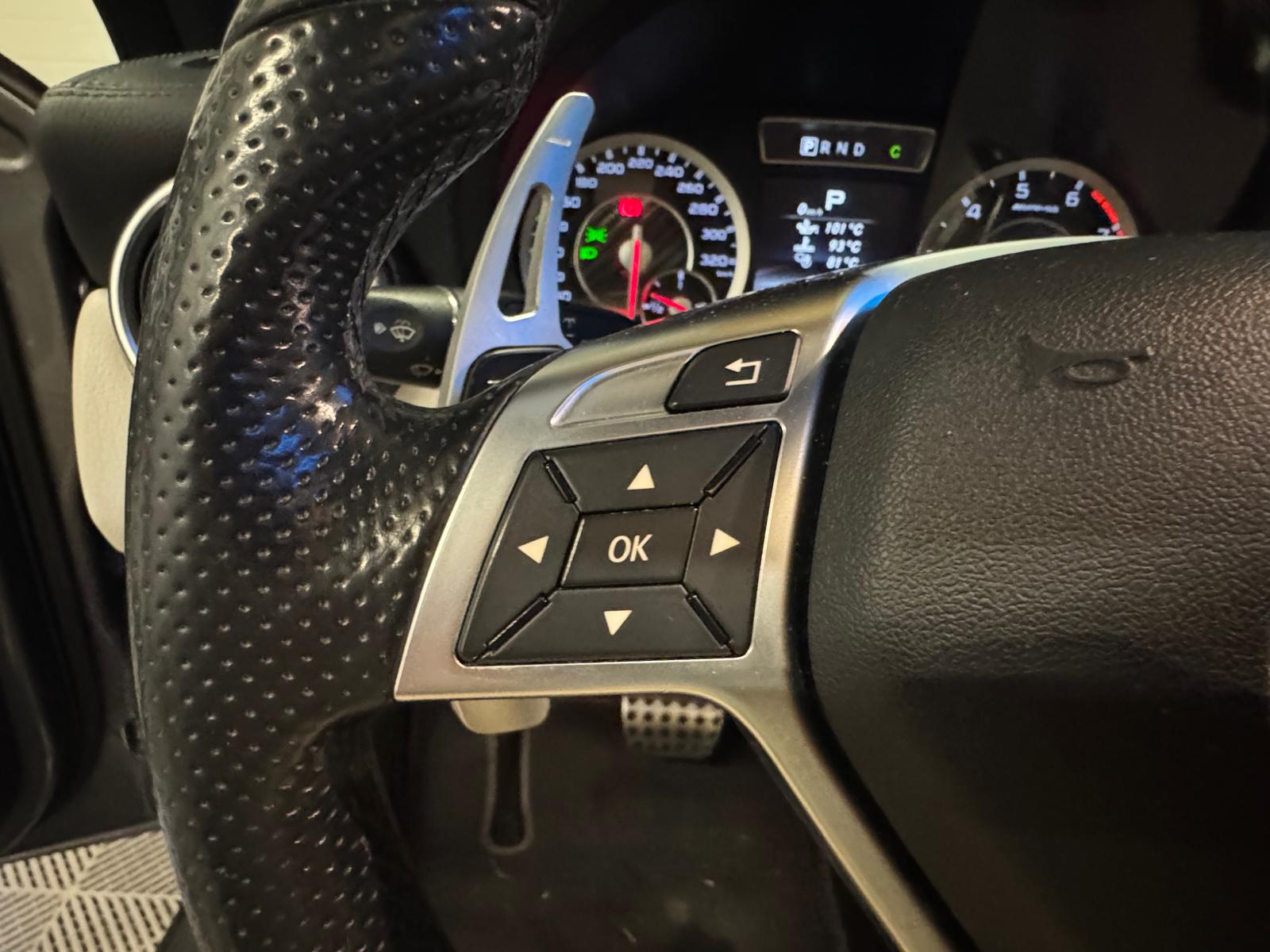 MERCEDES-BENZ A 45 AMG 4Matic Speedshift 7G-DCT-image-18