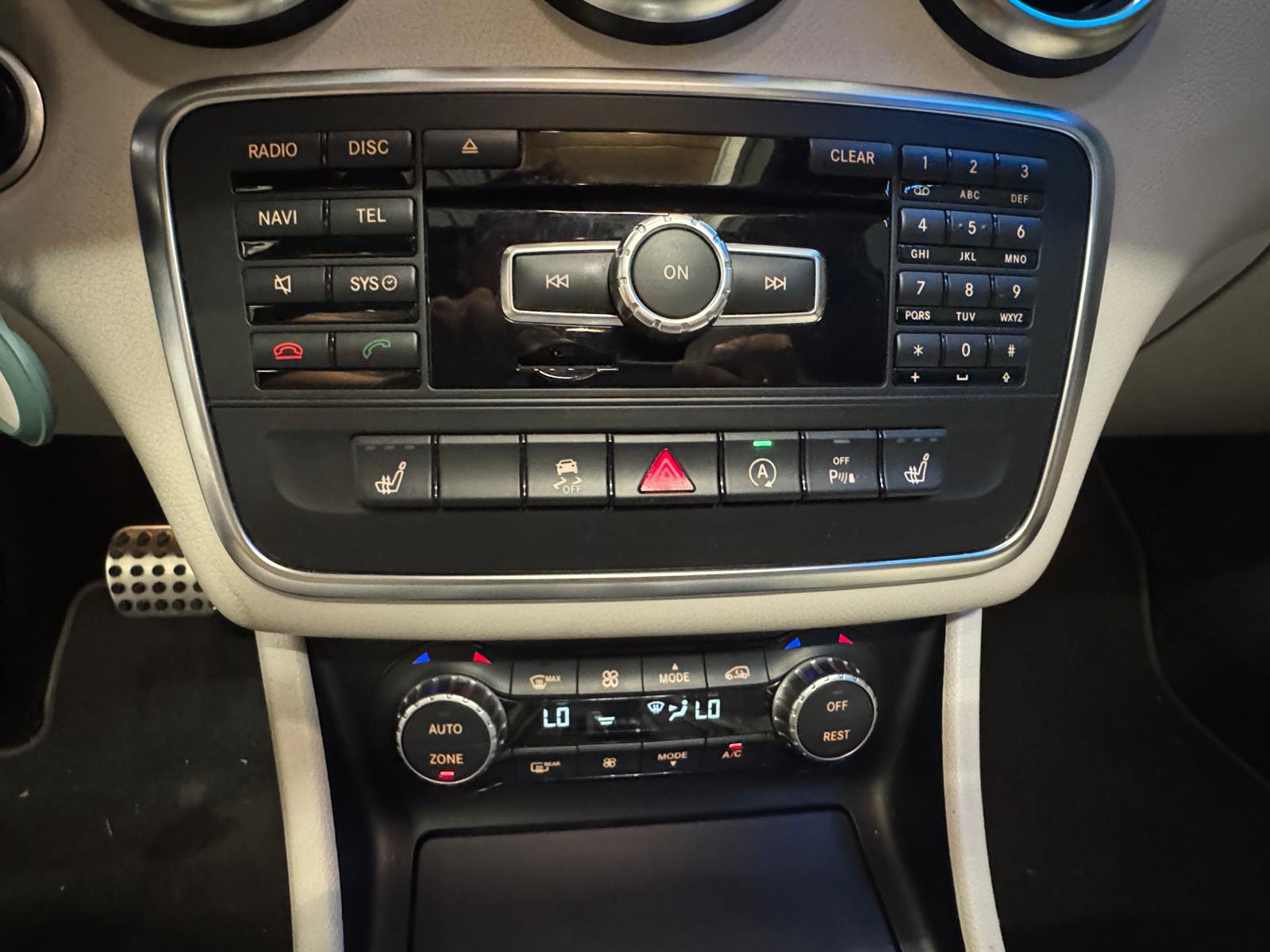 MERCEDES-BENZ A 45 AMG 4Matic Speedshift 7G-DCT-image-23