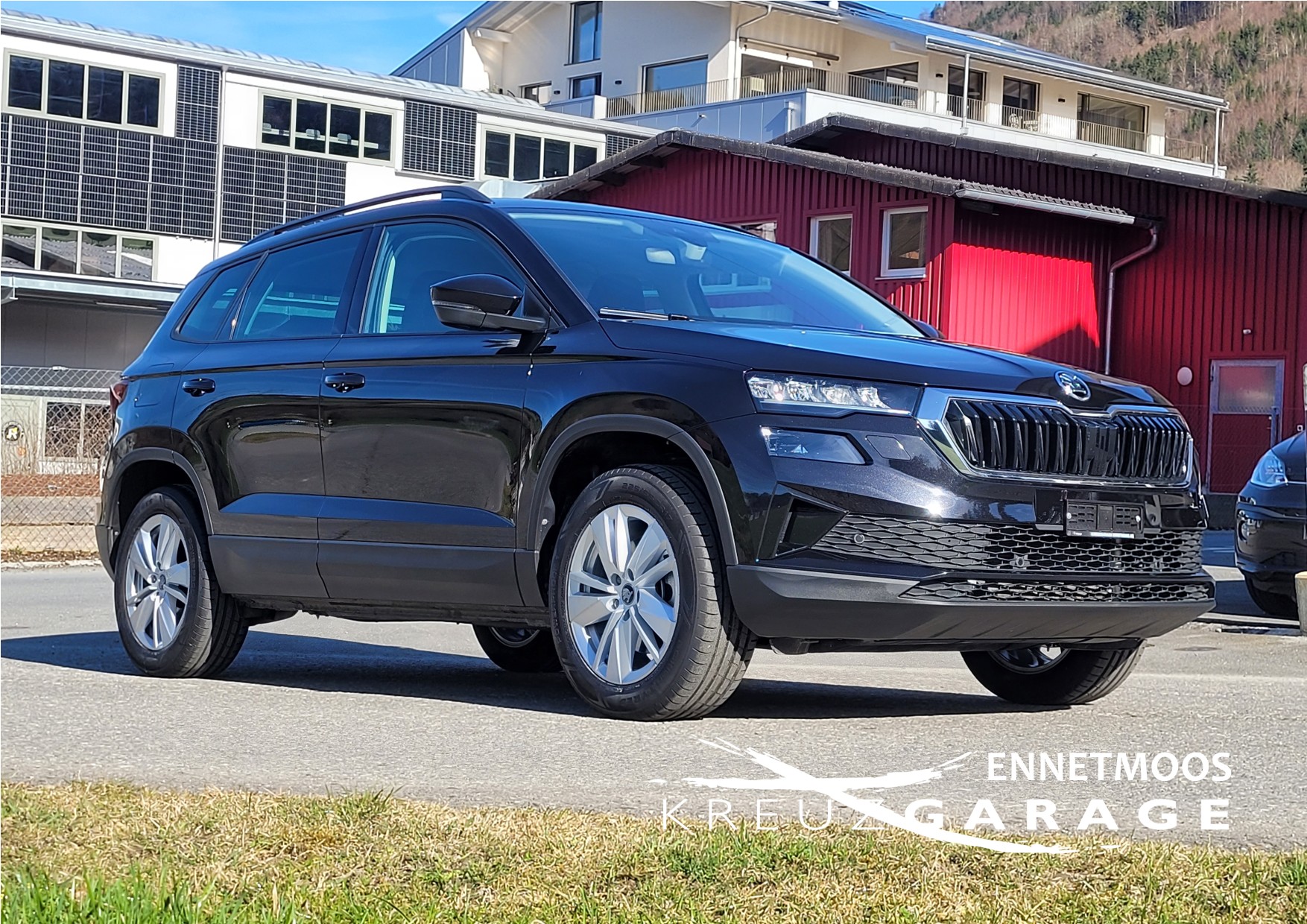 SKODA Karoq 2.0 TDI CR Selection 4x4 DSG *Anhängerkupplung+Garantie*-image-3