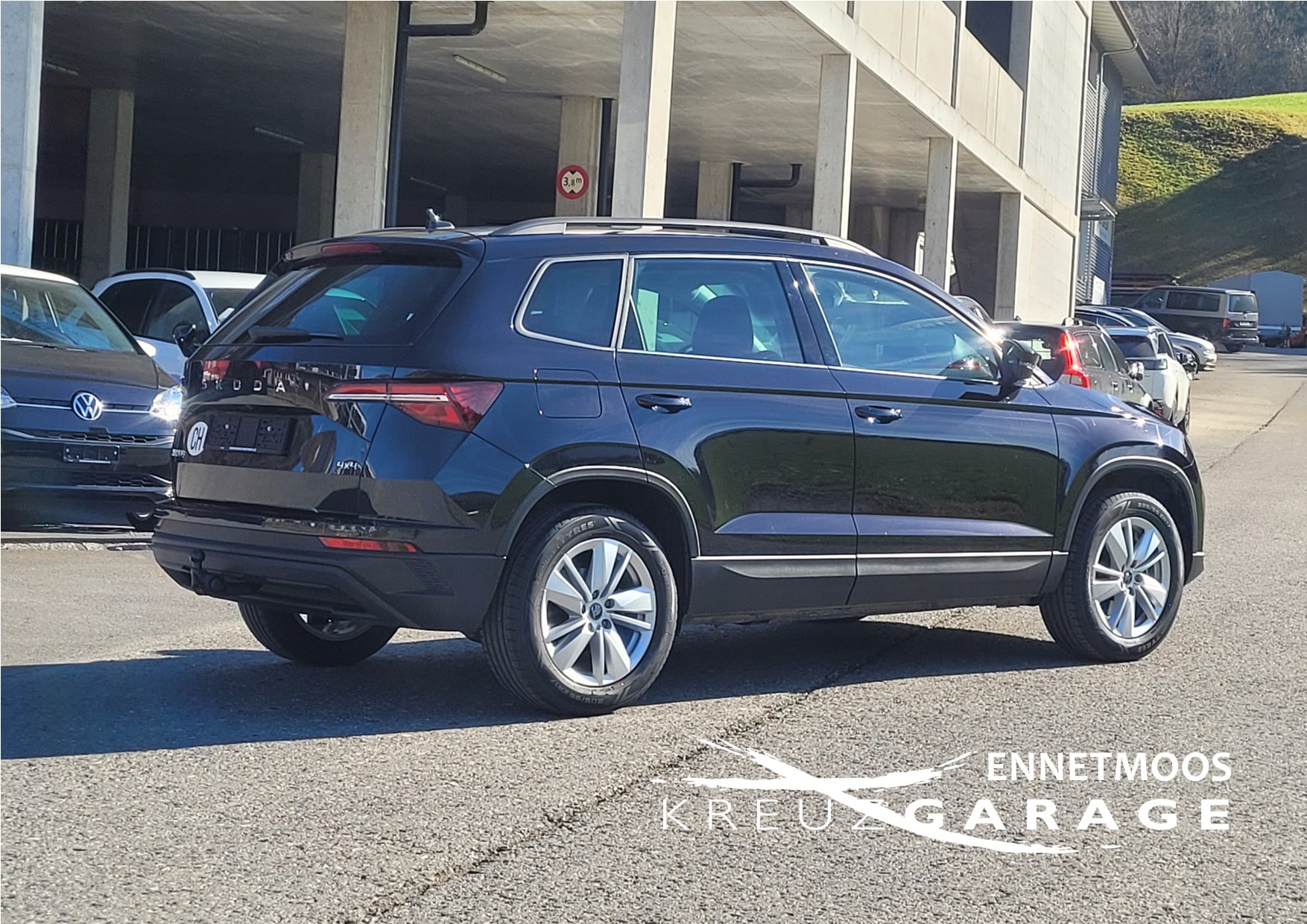 SKODA Karoq 2.0 TDI CR Selection 4x4 DSG *Anhängerkupplung+Garantie*-image-4