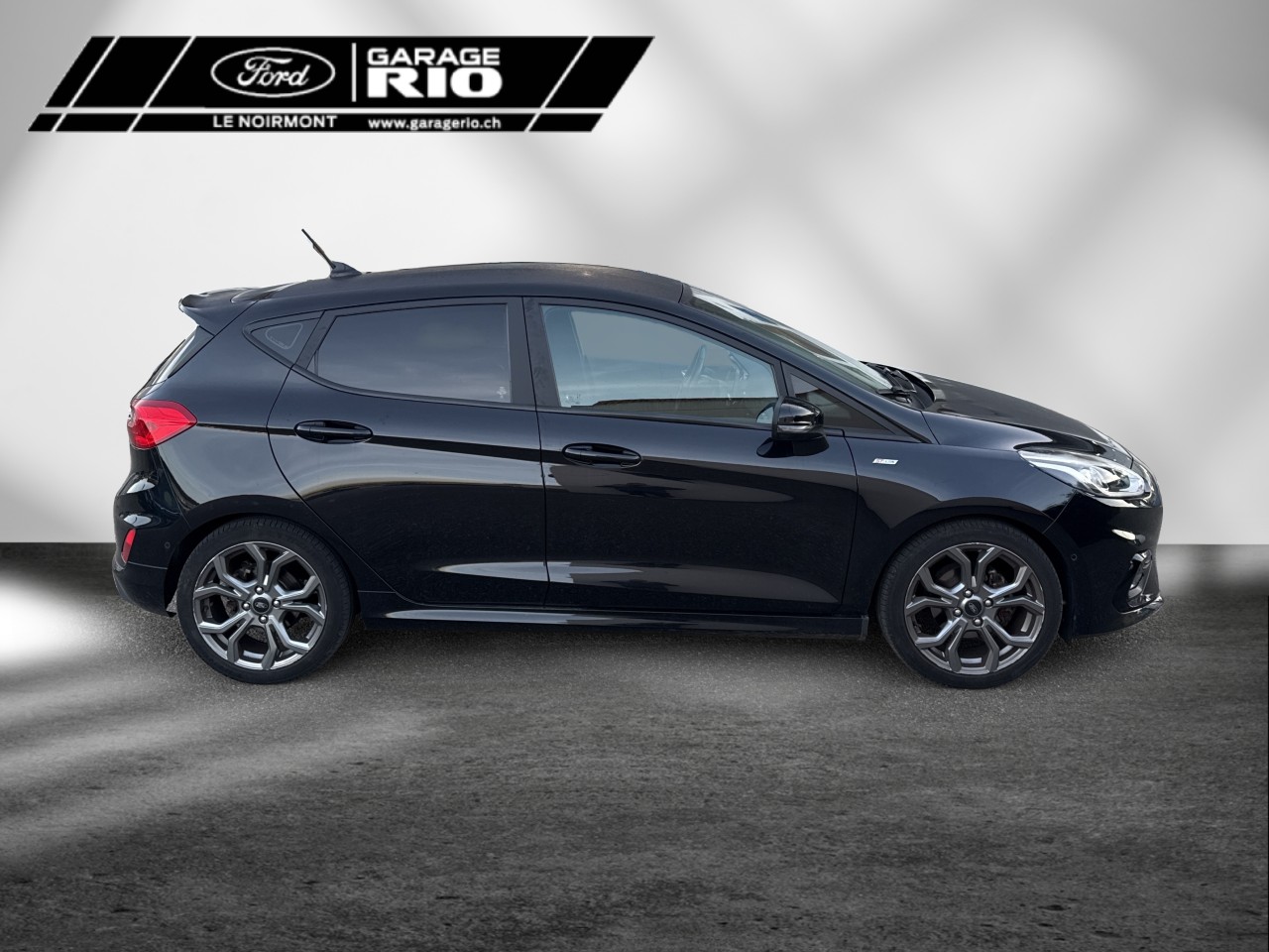 FORD Fiesta 1.0 SCTi St Line-image-3