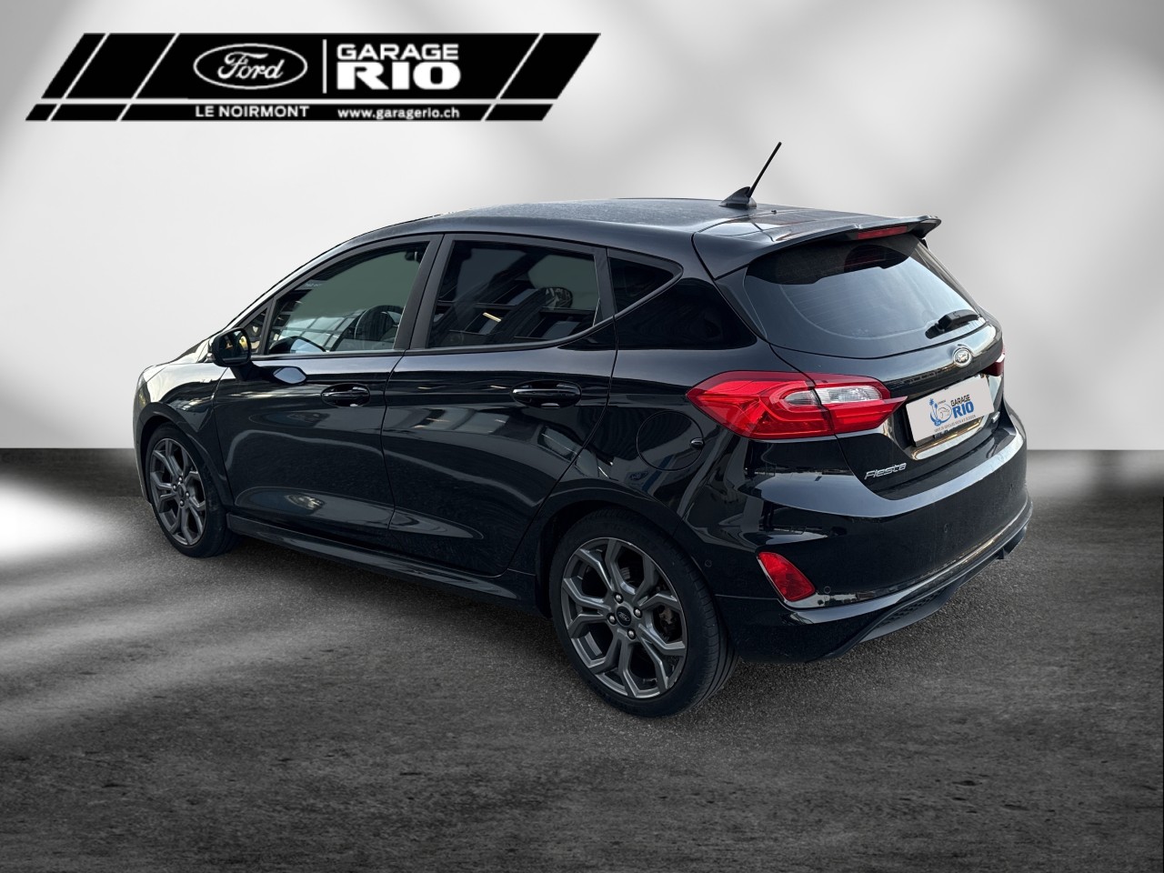 FORD Fiesta 1.0 SCTi St Line-image-6