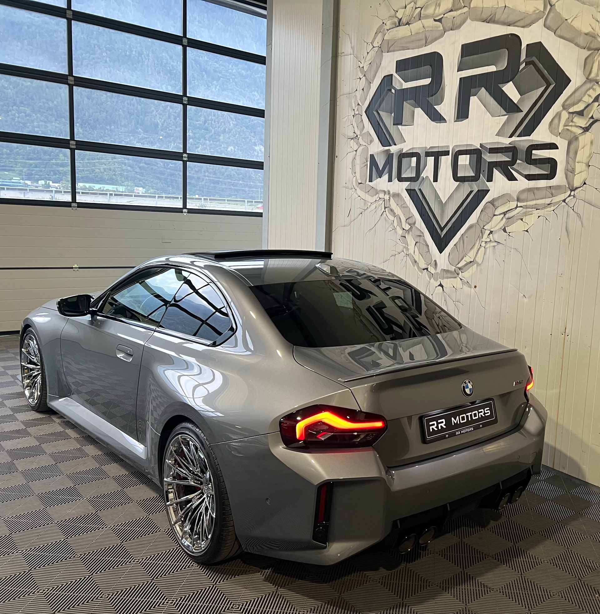 BMW M2 Steptronic-image-3