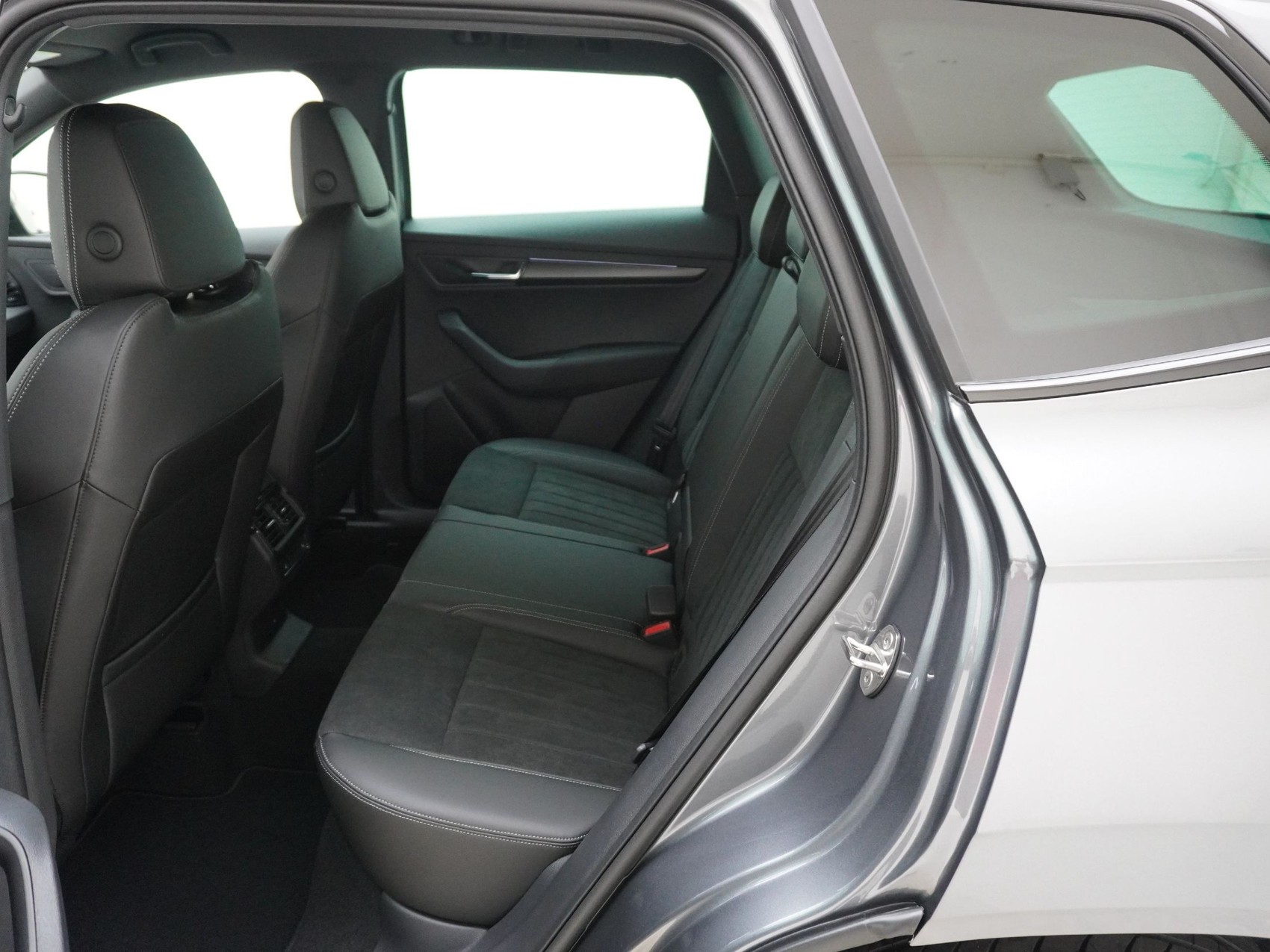 SKODA Karoq 2.0 TDI SportLine DSG 4x4-image-14