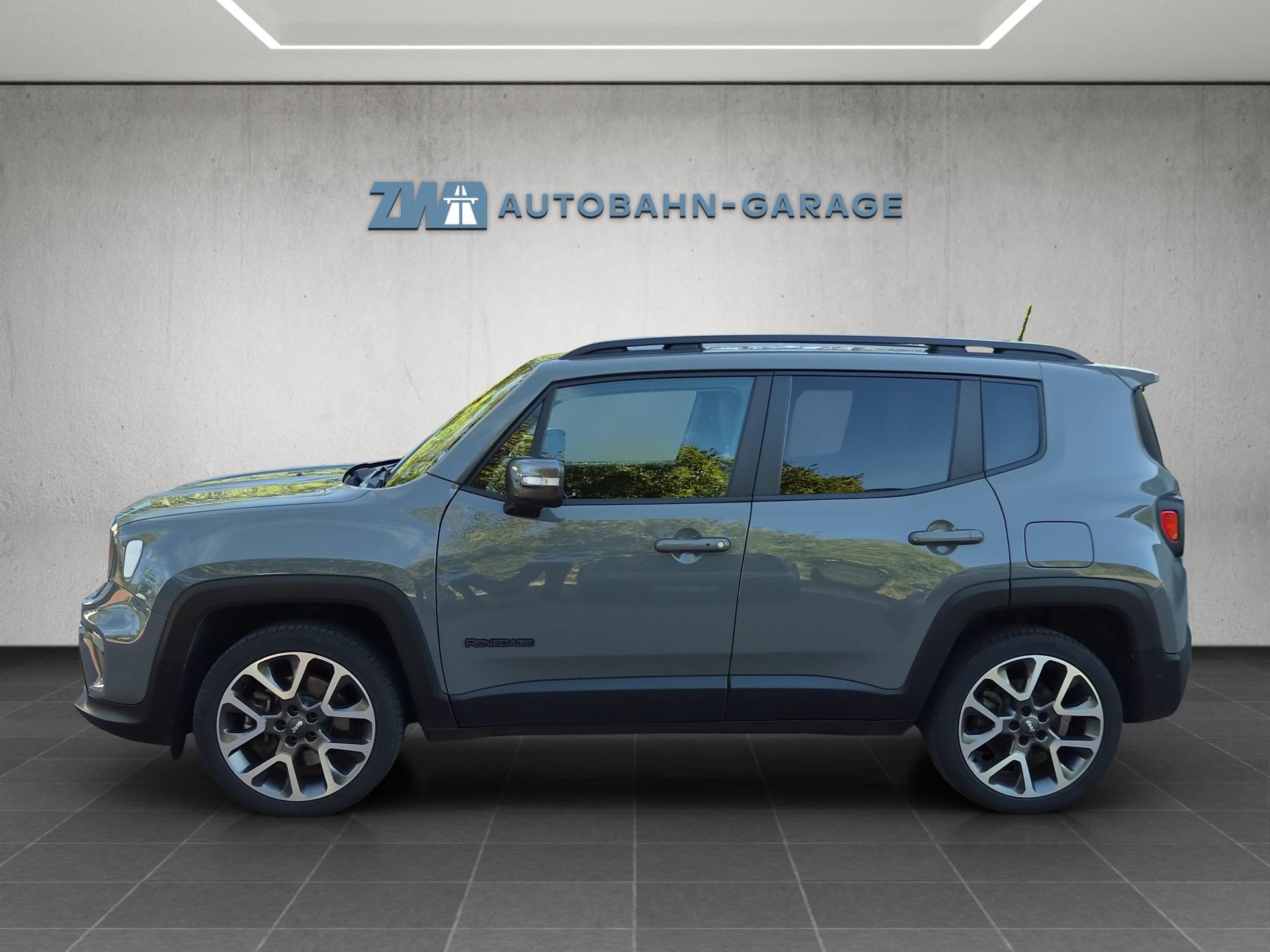 JEEP Renegade 1.3 S 4xe-image-1