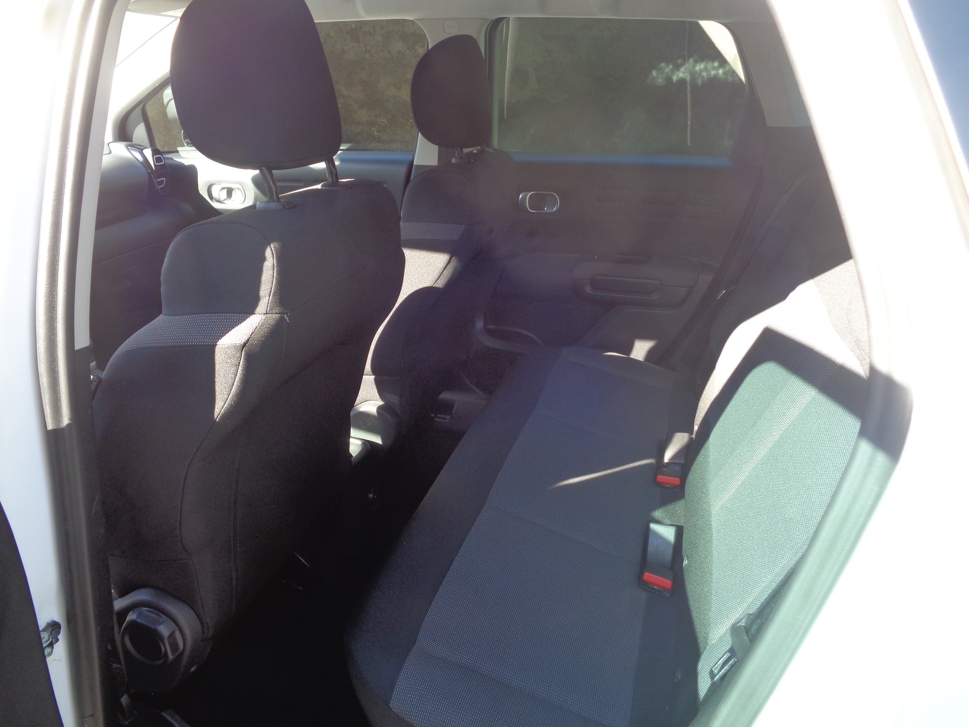 CITROEN C3 Aircross 1.2i PureTech Feel EAT-image-7