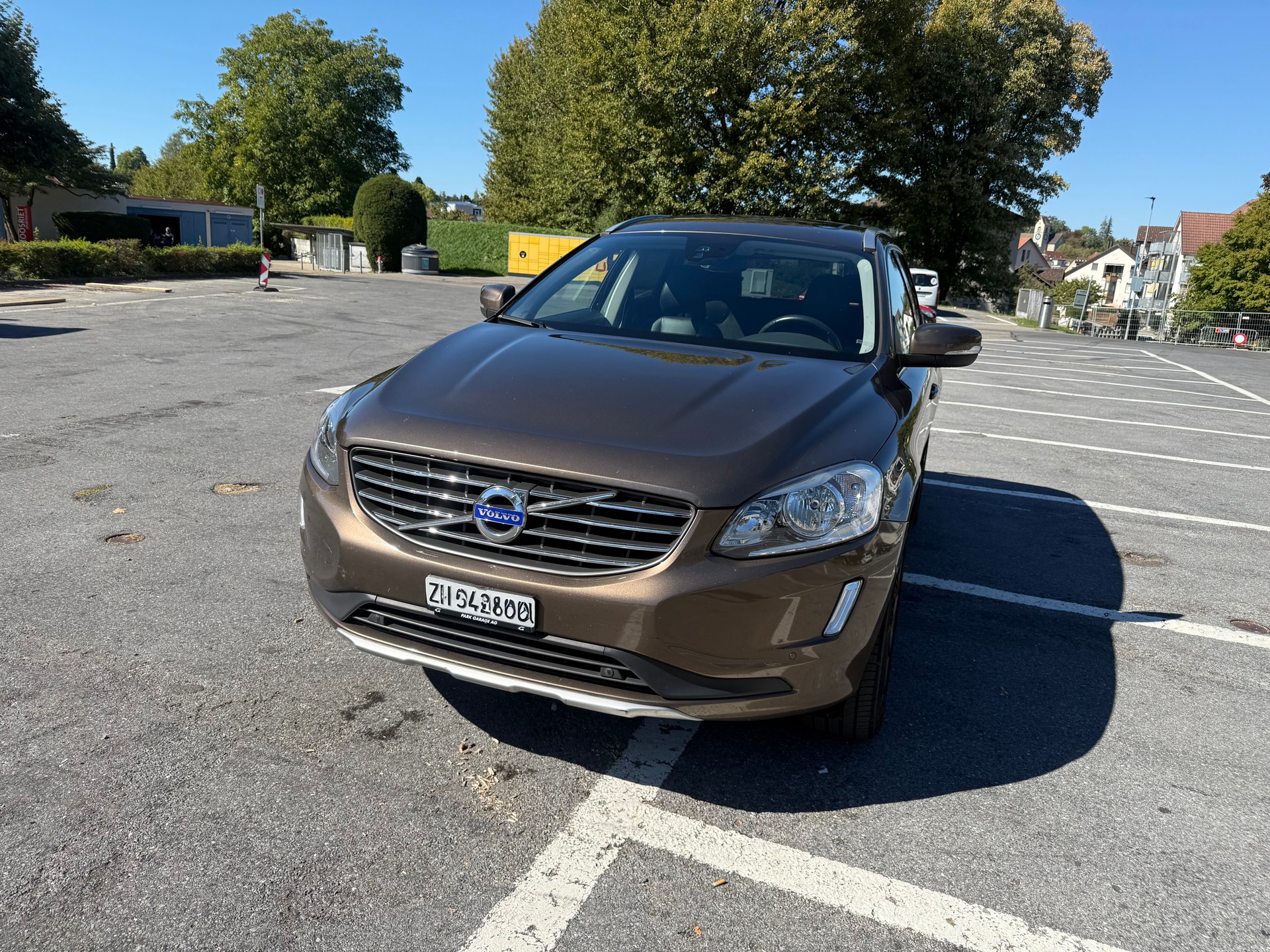 VOLVO XC60 D4 Summum Geartronic-image-0