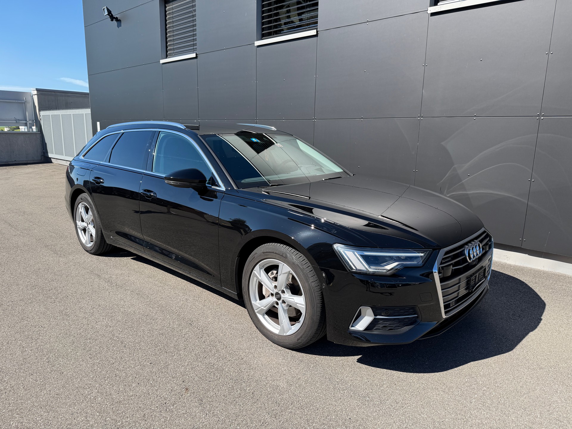 AUDI A6 Avant 40 TDI Attraction quattro S-tronic-image-0