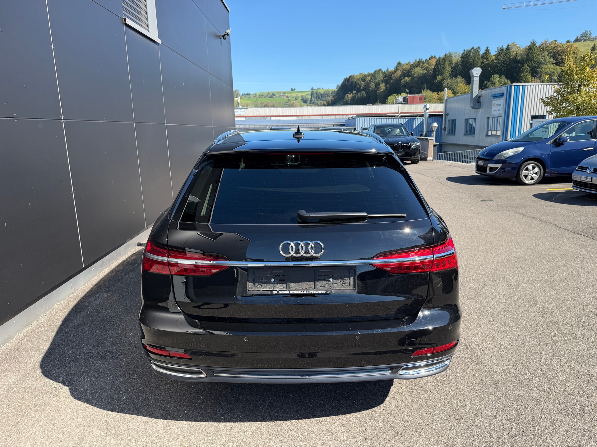AUDI A6 Avant 40 TDI Attraction quattro S-tronic-image-5