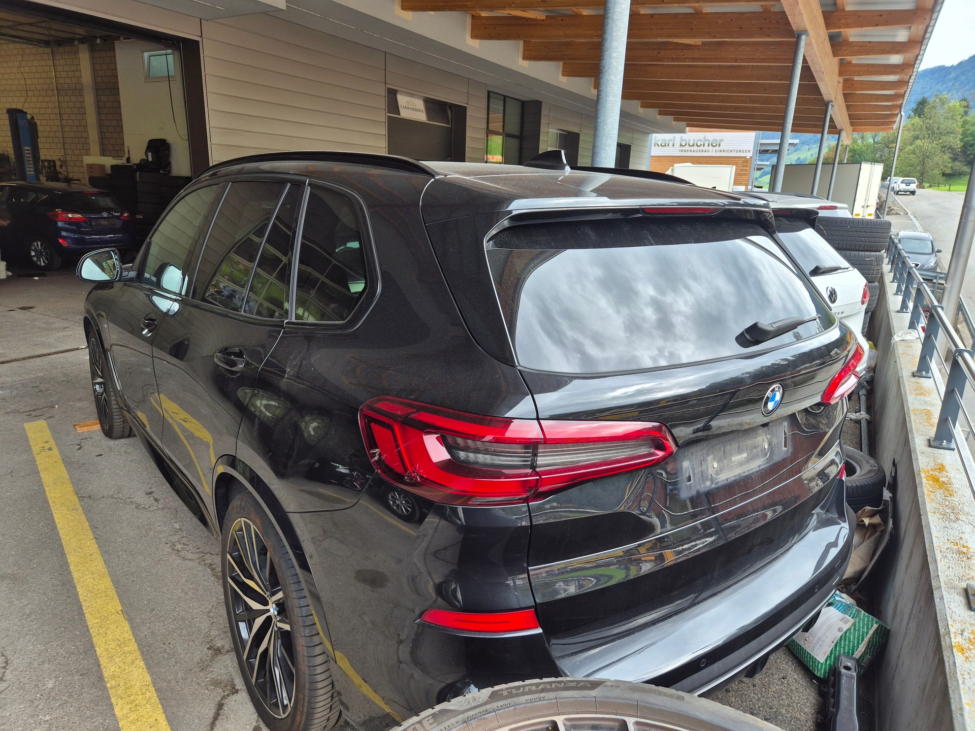 BMW X5 xDrive M50d Steptronic-image-3