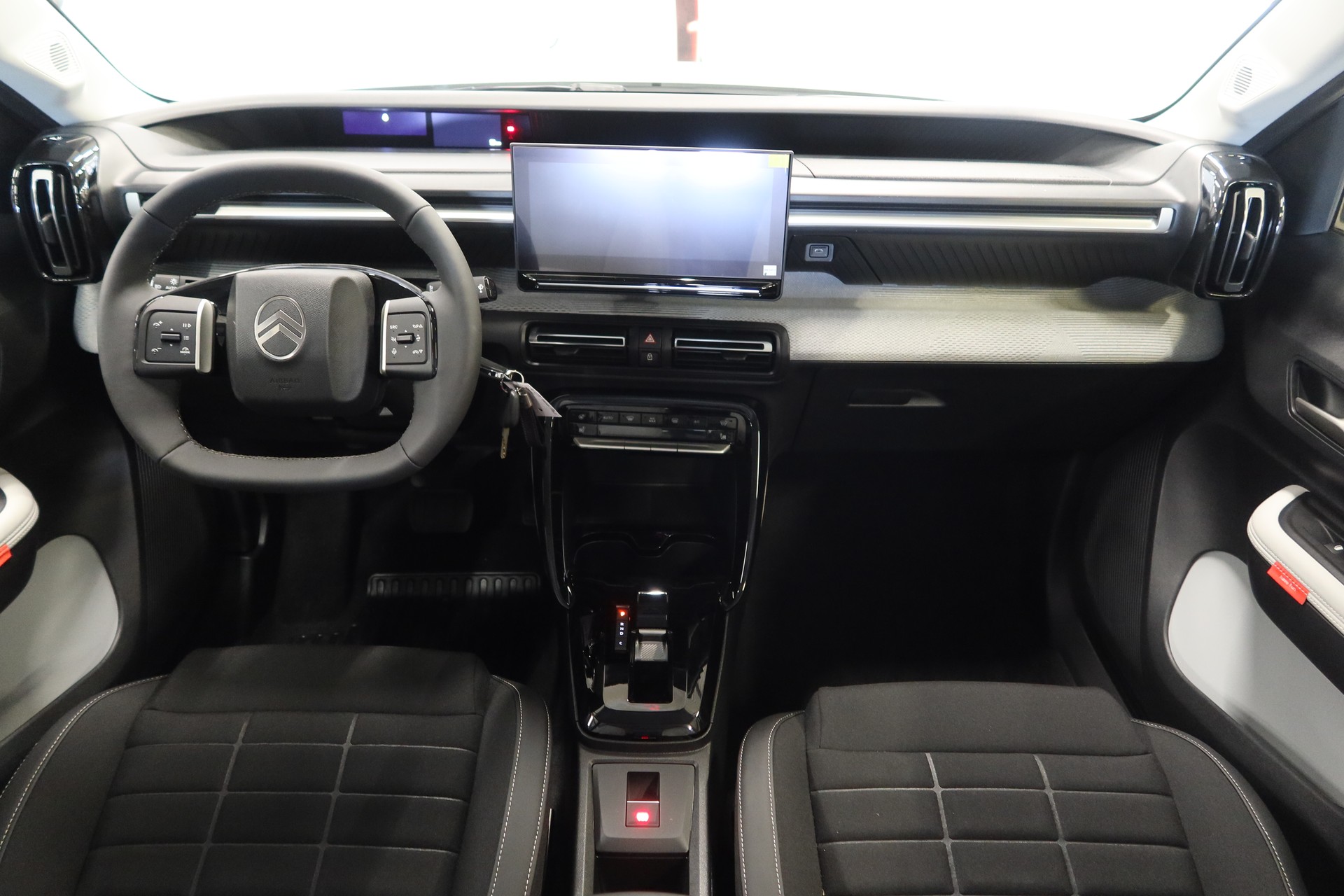 CITROEN e-C3 44kWh Max-image-7