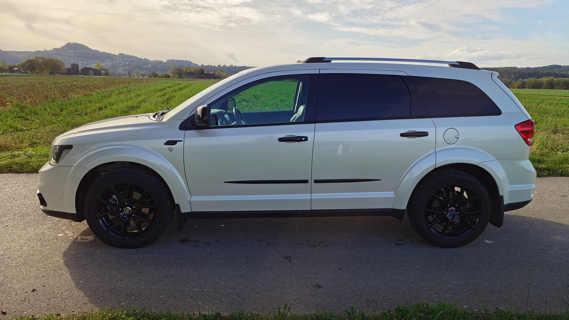 FIAT Freemont 2.0 MJ Park Avenue AWD Automat-showroom-element-1