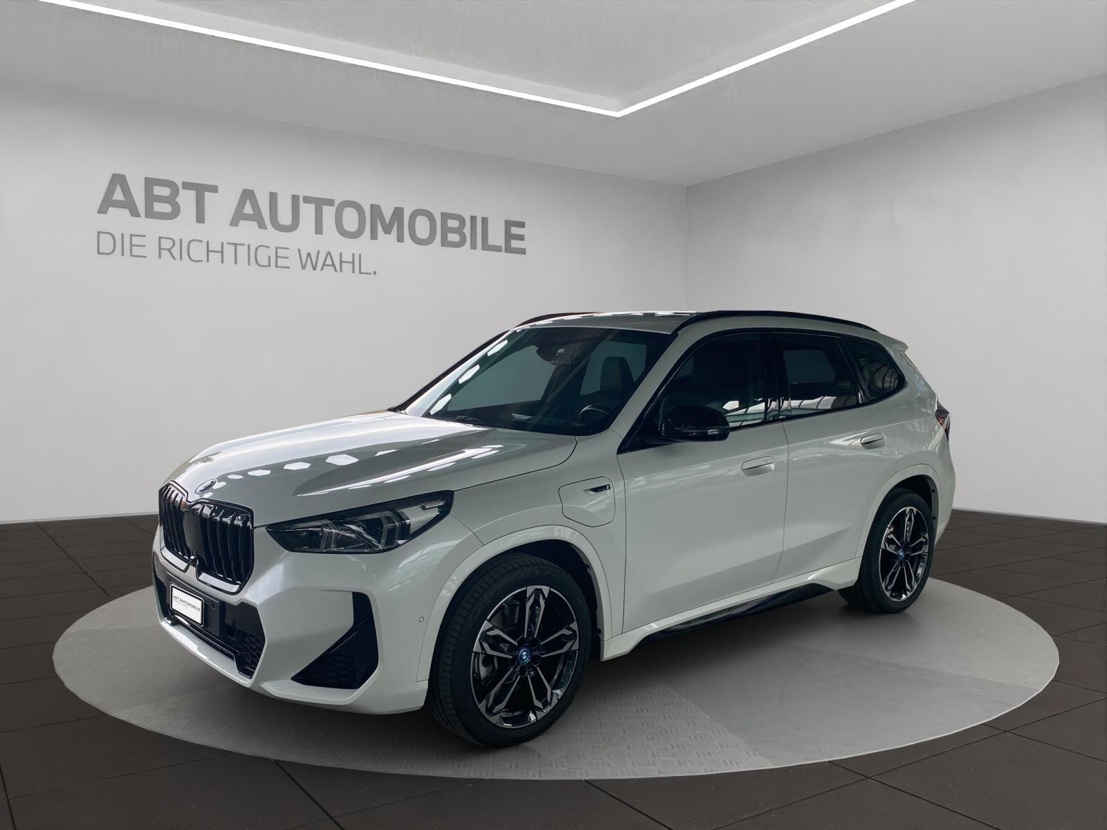 BMW X1 25e xDrive paddles-image-0