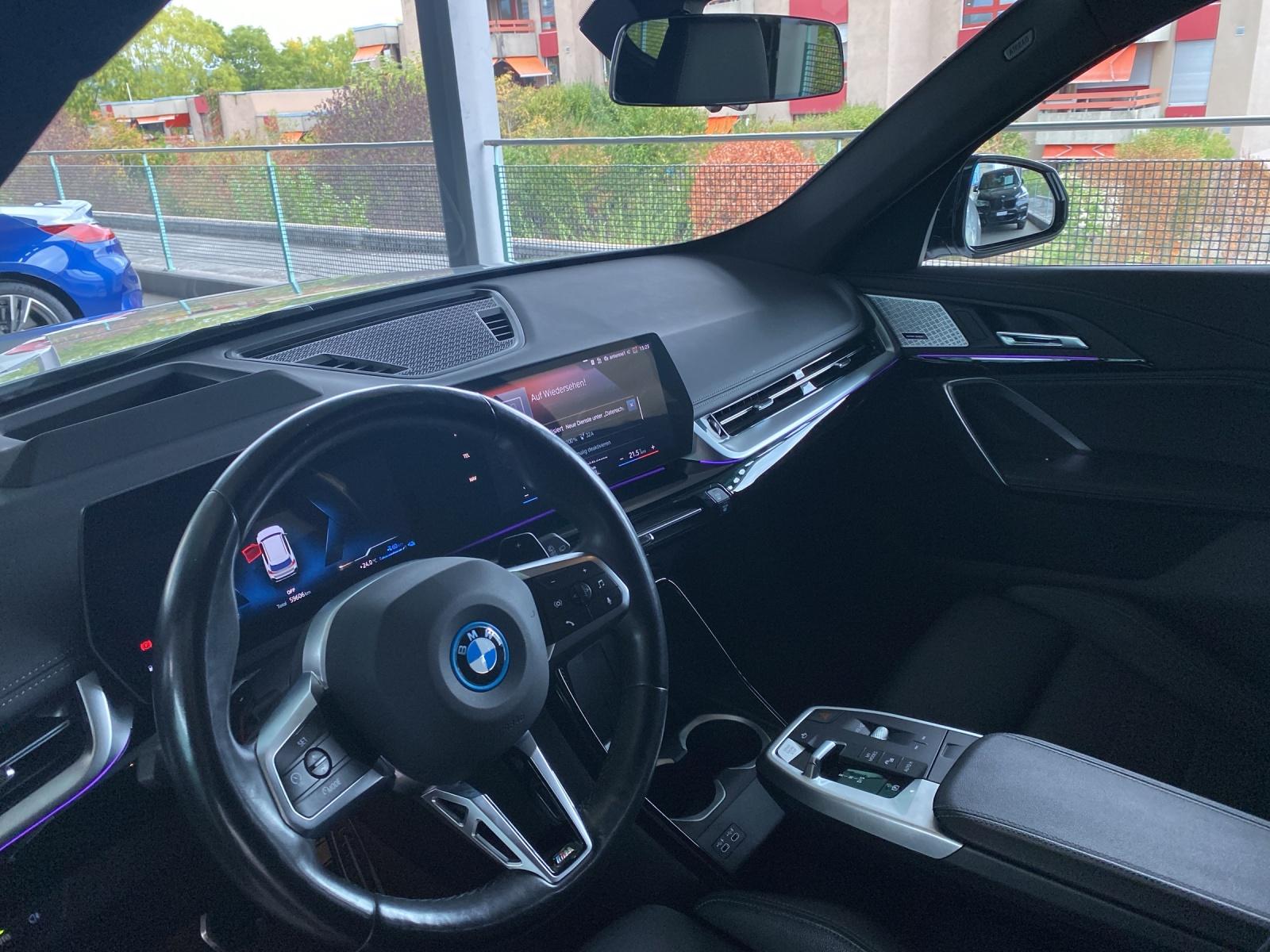 BMW X1 25e xDrive paddles-image-5