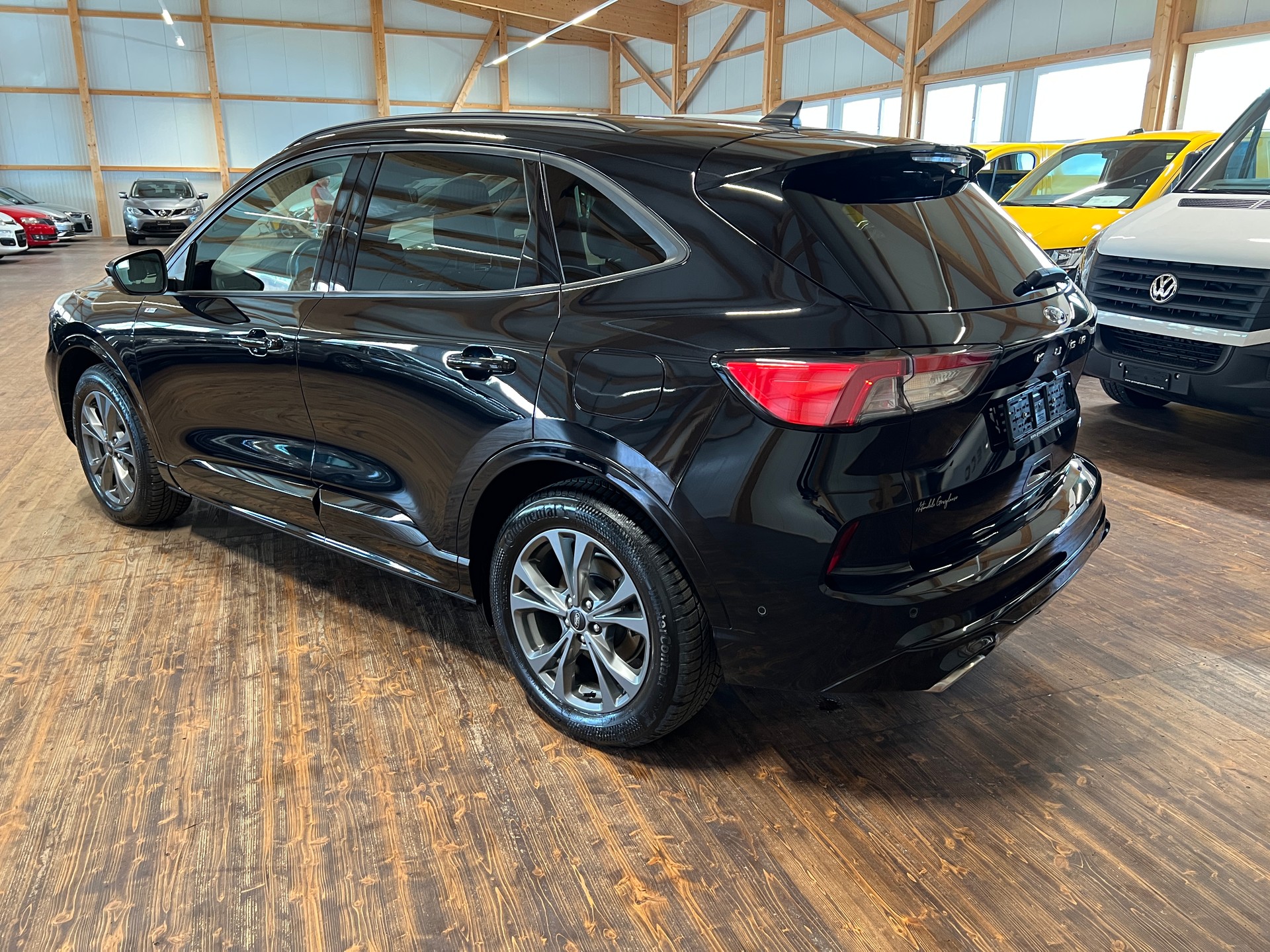 FORD Kuga 2.5 FHEV ST-Line X 4WD-image-5