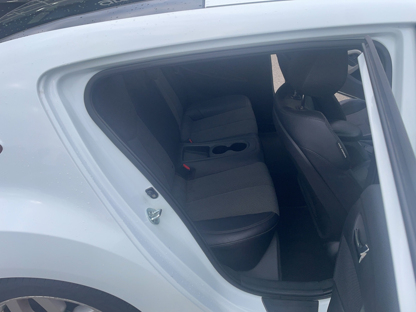 HYUNDAI Veloster 1.6 GDi-image-6