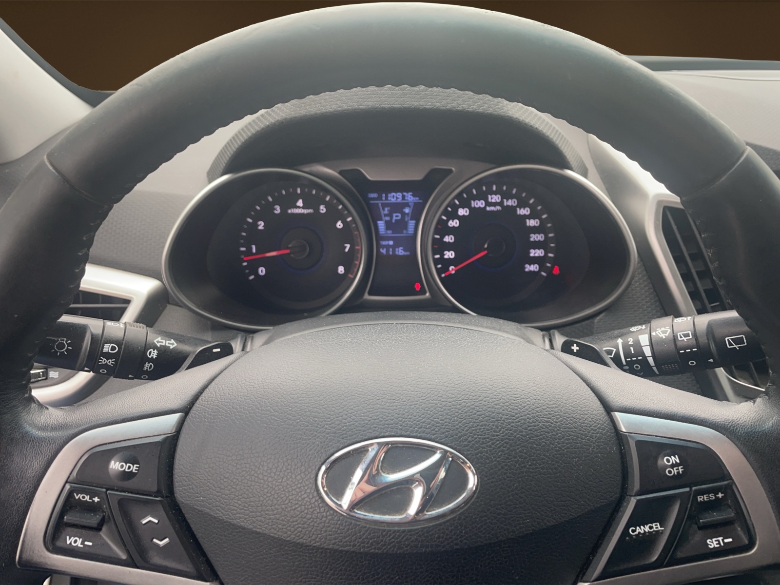 HYUNDAI Veloster 1.6 GDi-image-10